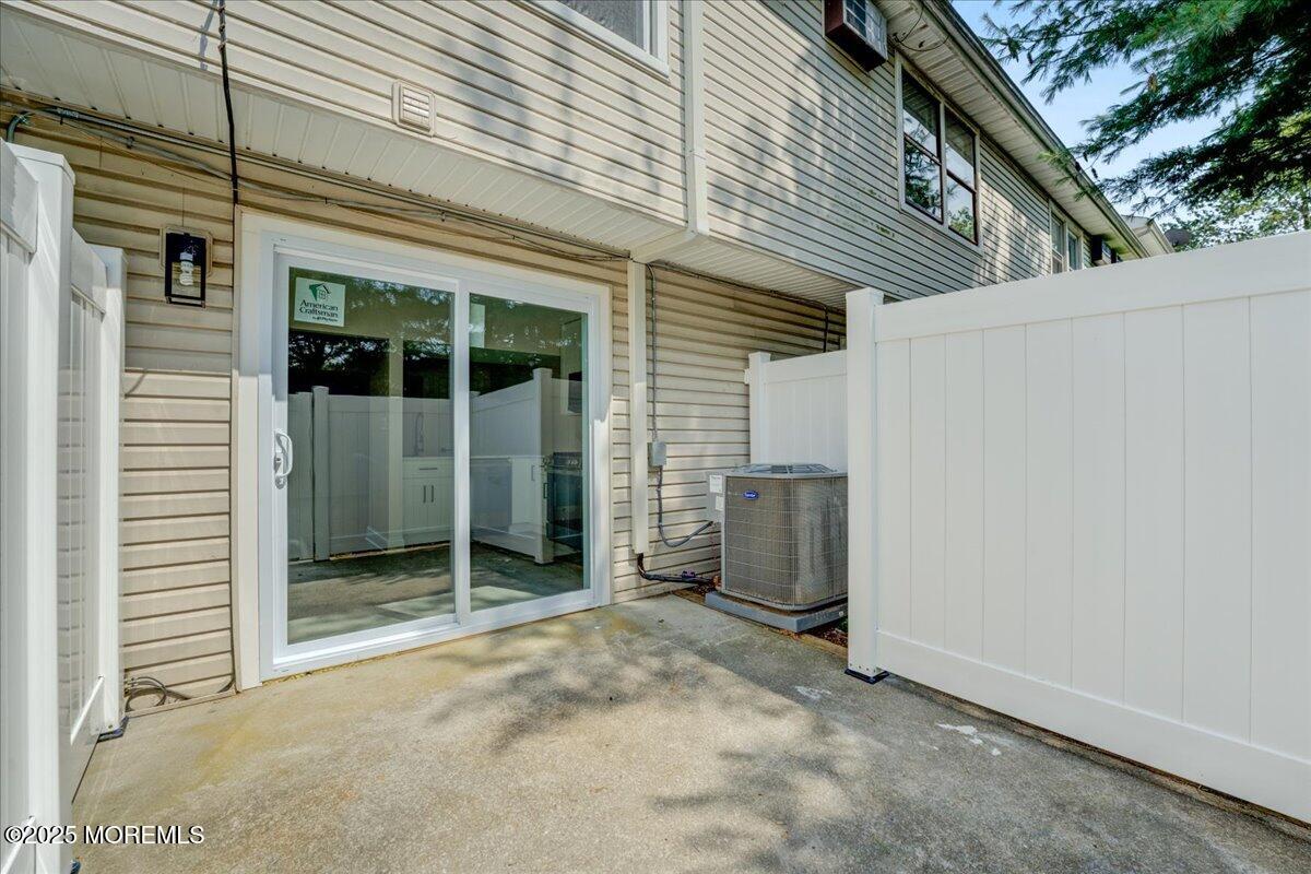 82 Sawmill Road 578