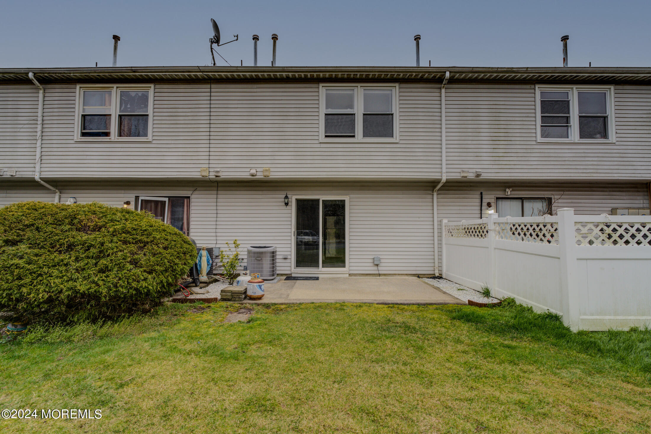 1012 Sawmill Road 6