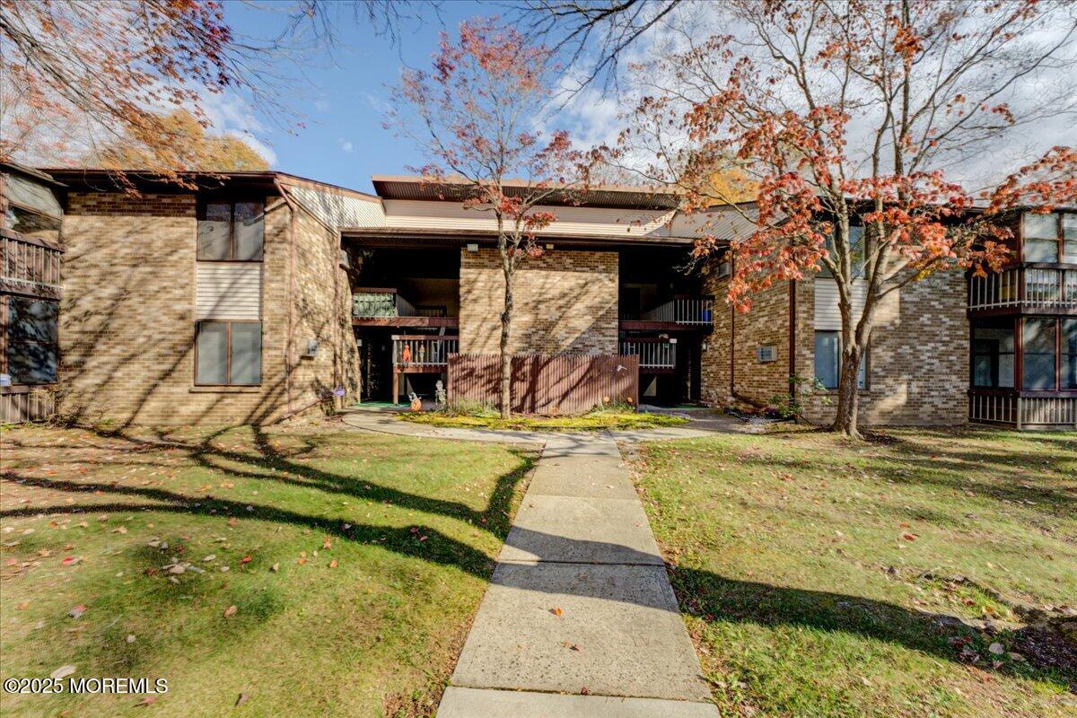 178 Amberly Drive K