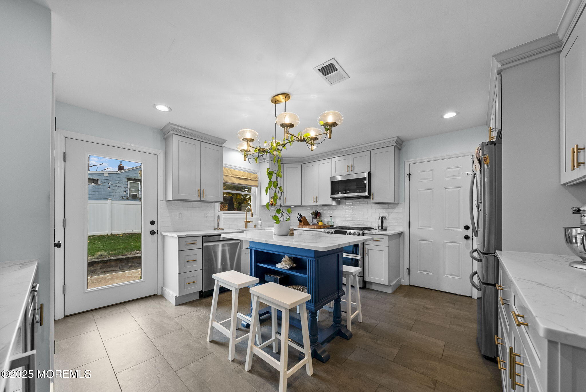 243 Alpine Way