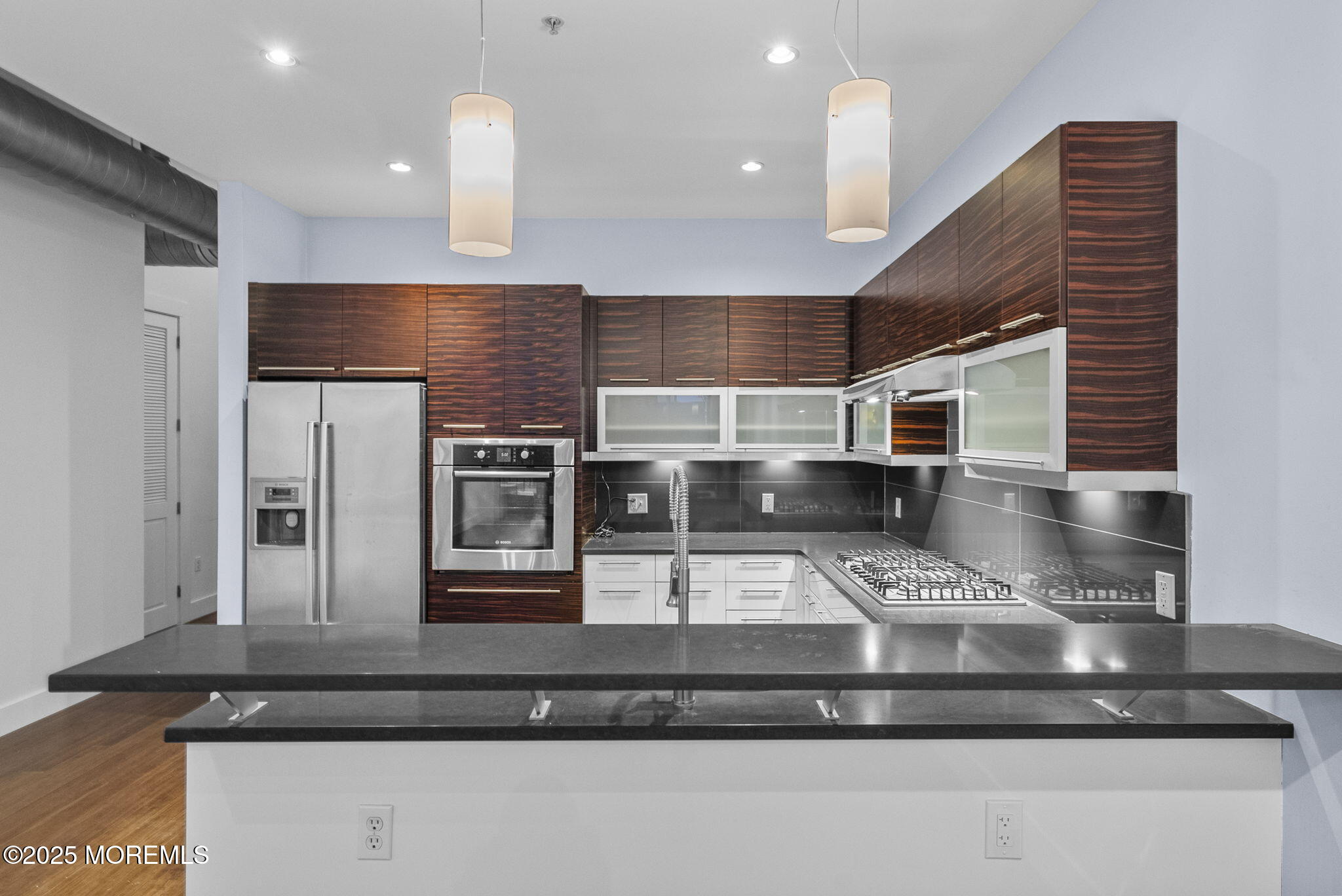 650 Montgomery Street 402