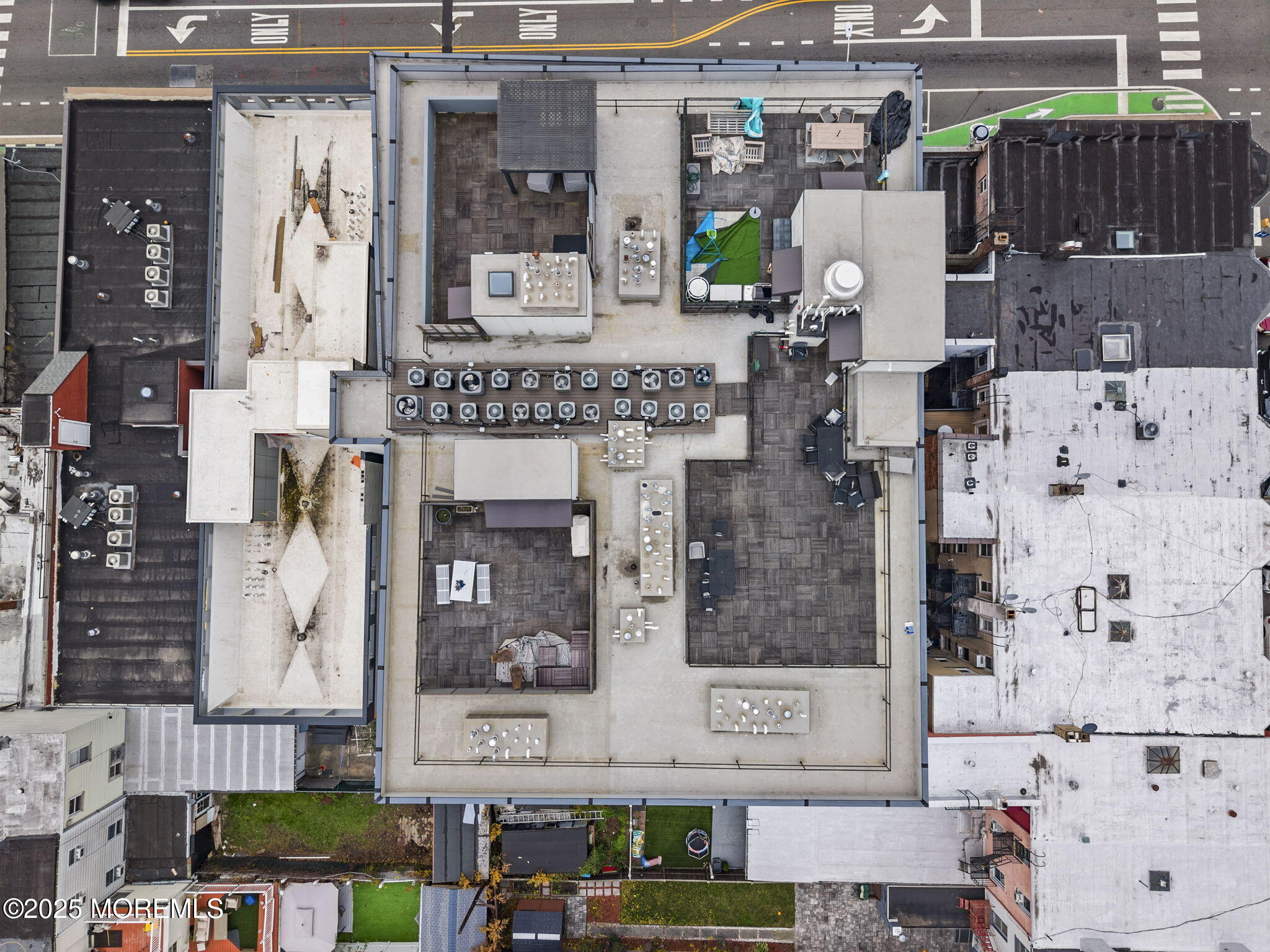 650 Montgomery Street 402