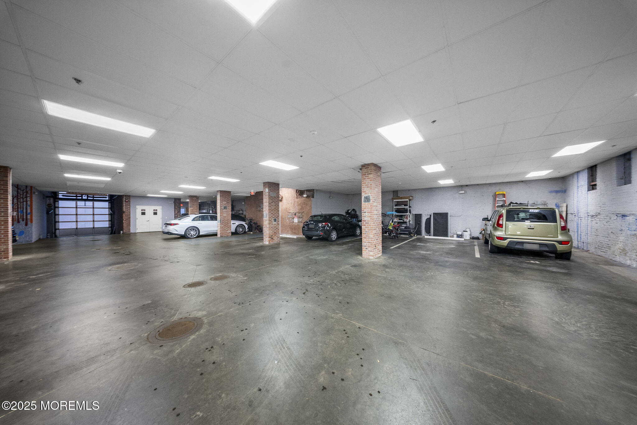 650 Montgomery Street 402