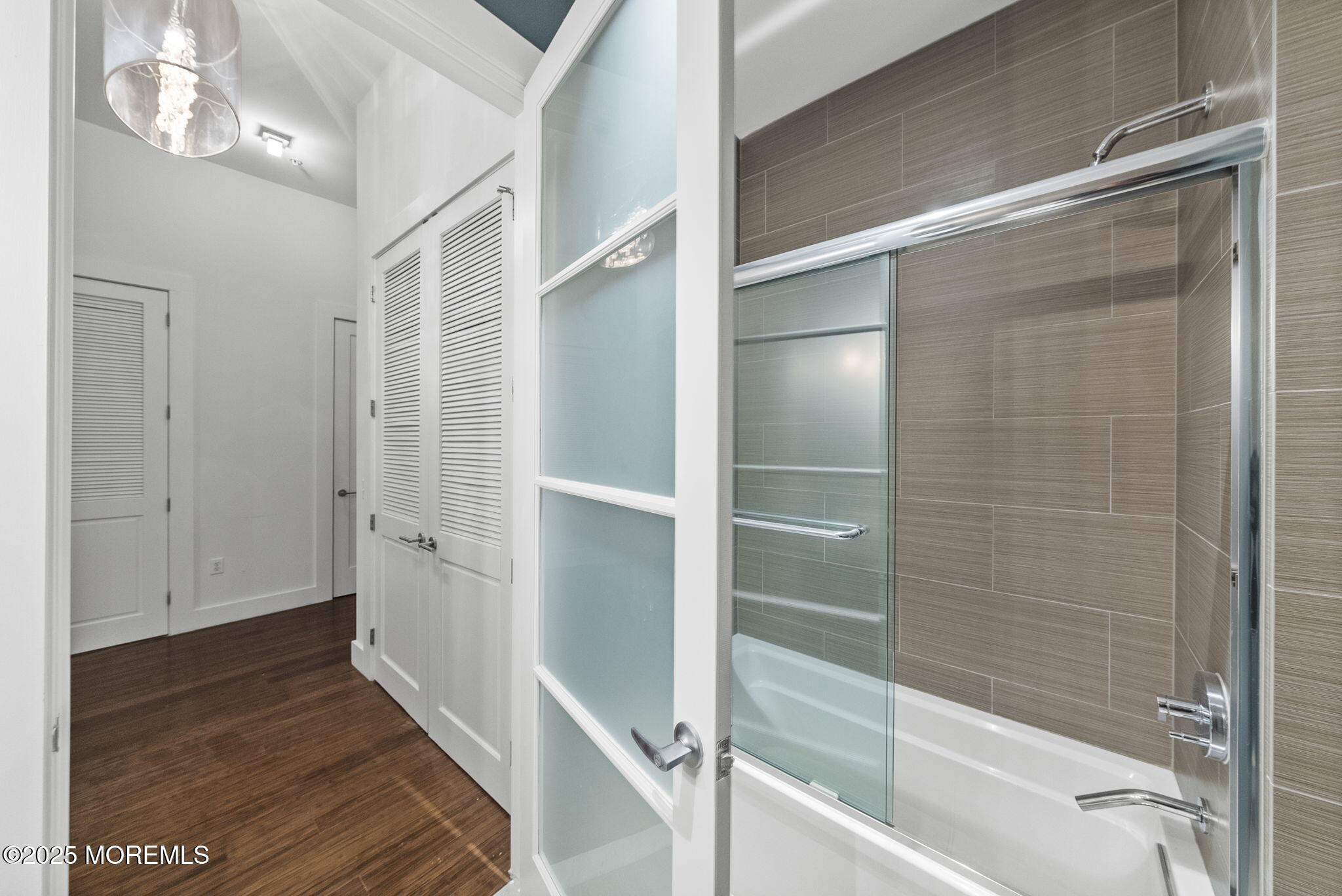 650 Montgomery Street 402