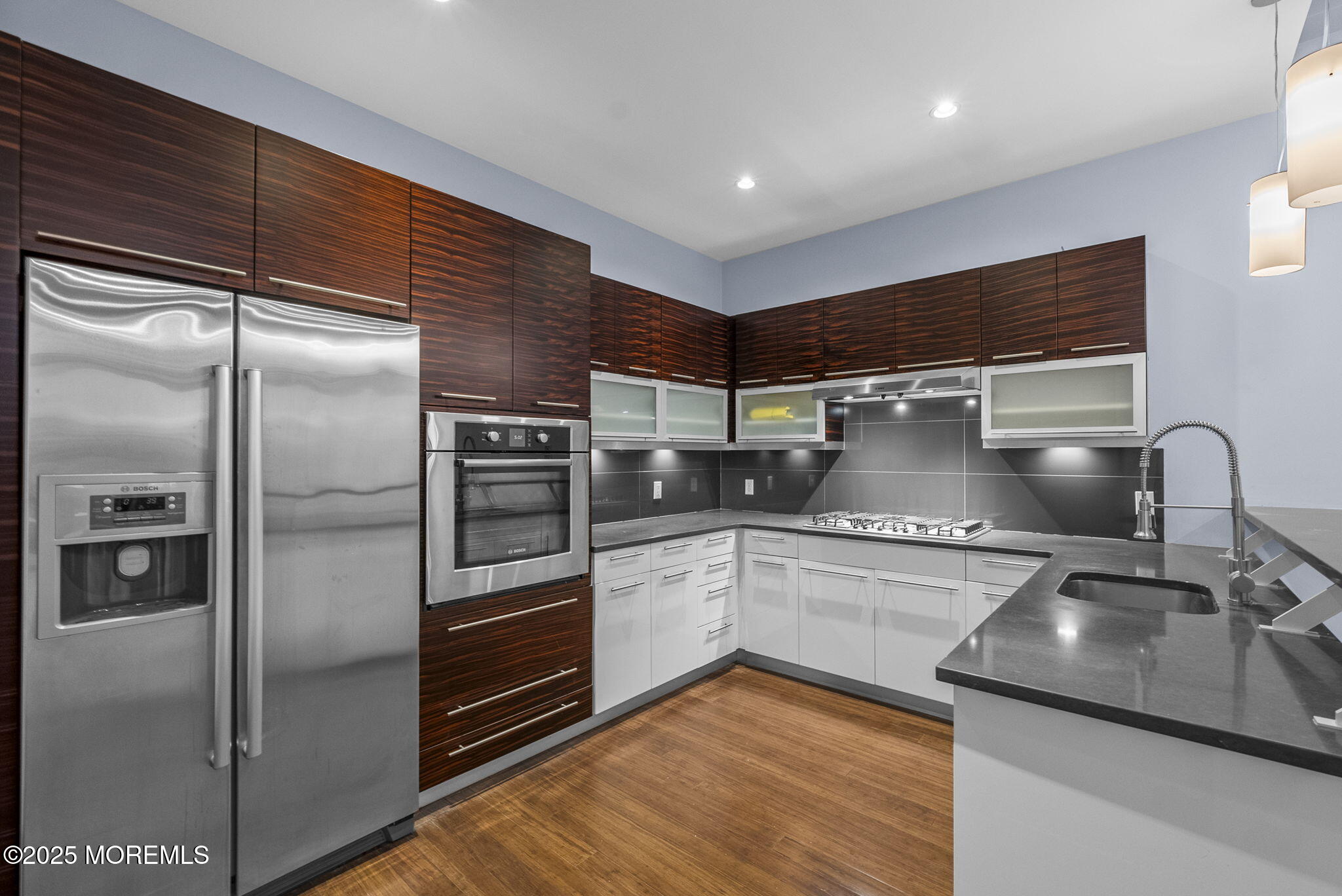 650 Montgomery Street 402