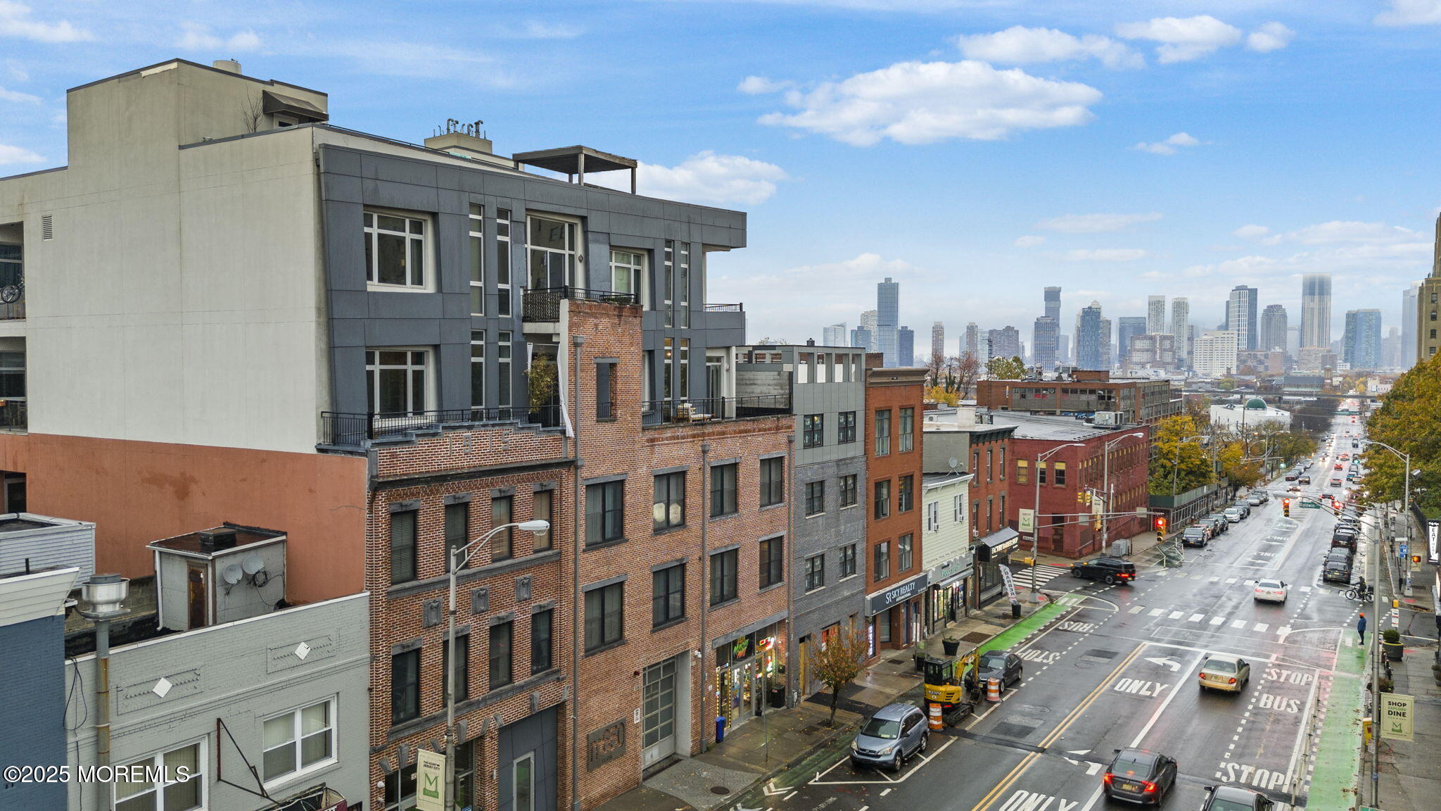 650 Montgomery Street 402