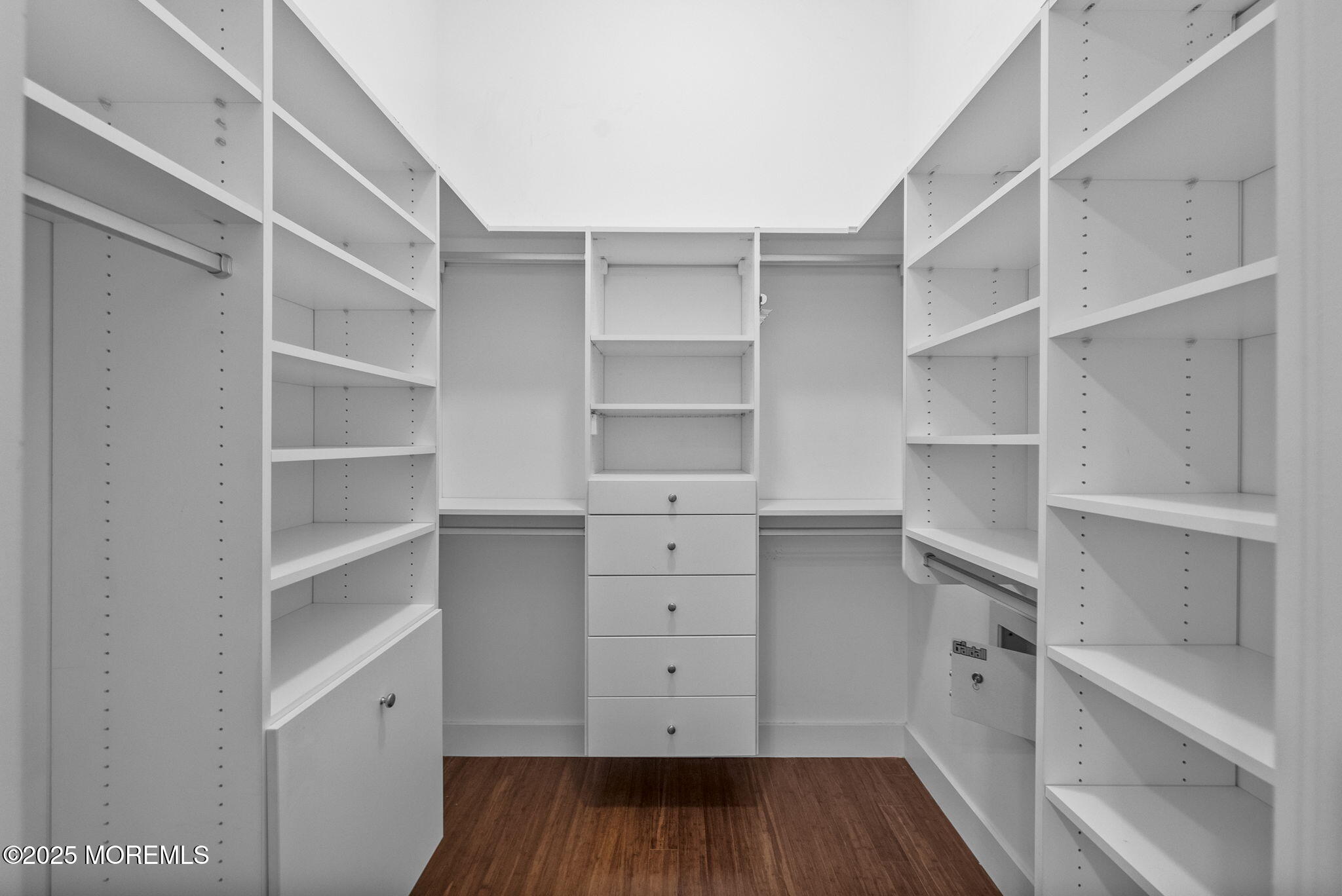 650 Montgomery Street 402