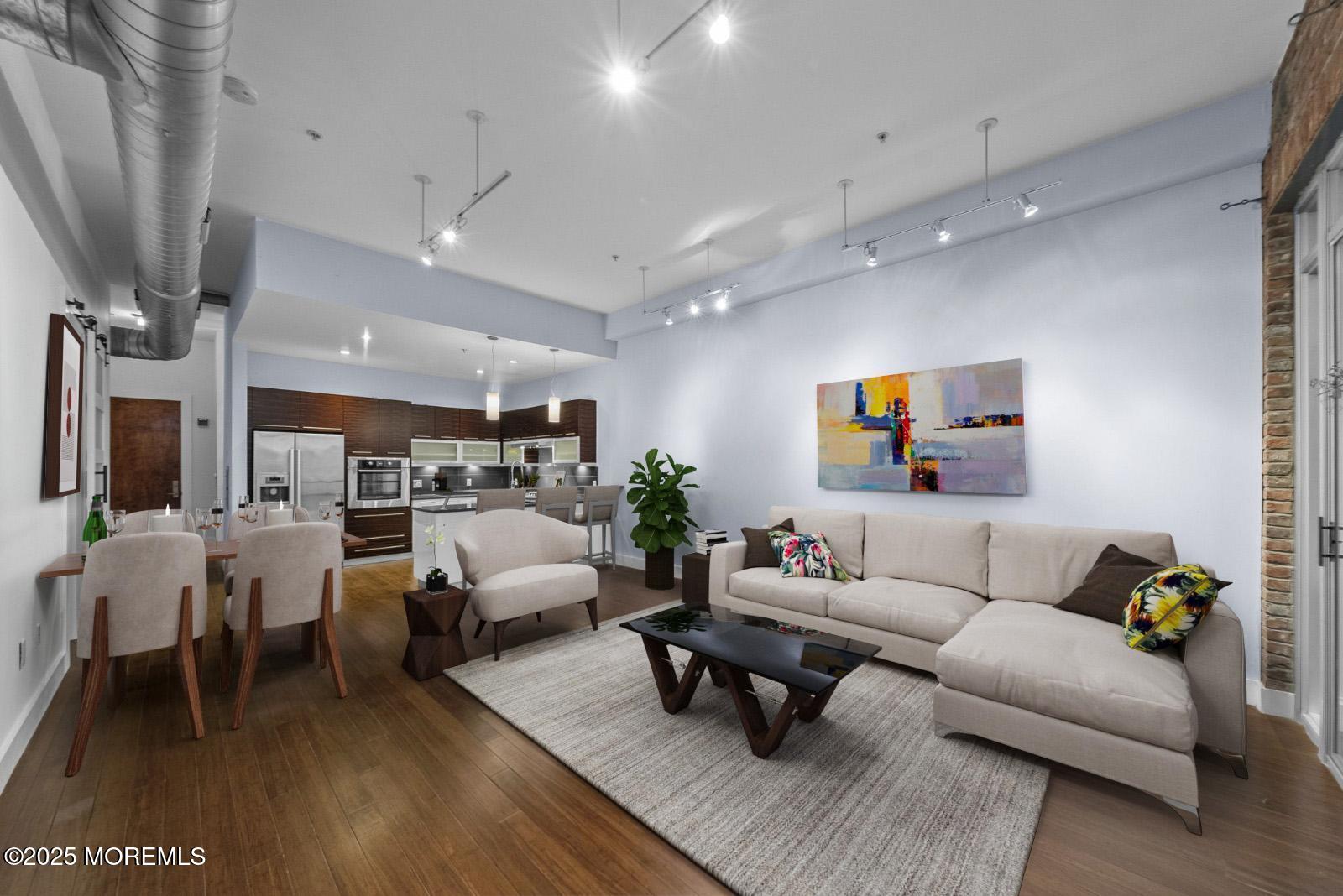 650 Montgomery Street 402