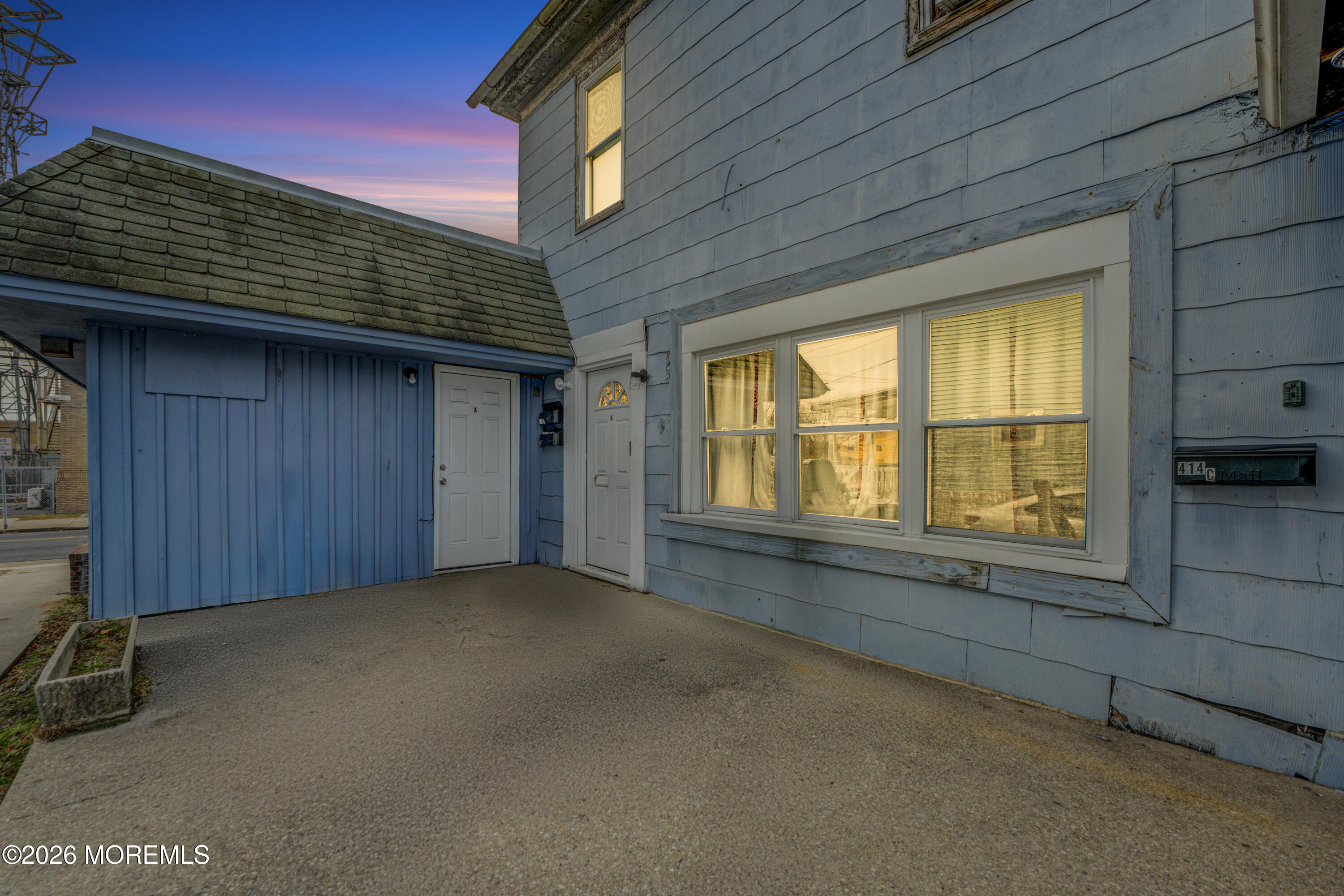 414 W Washington Avenue