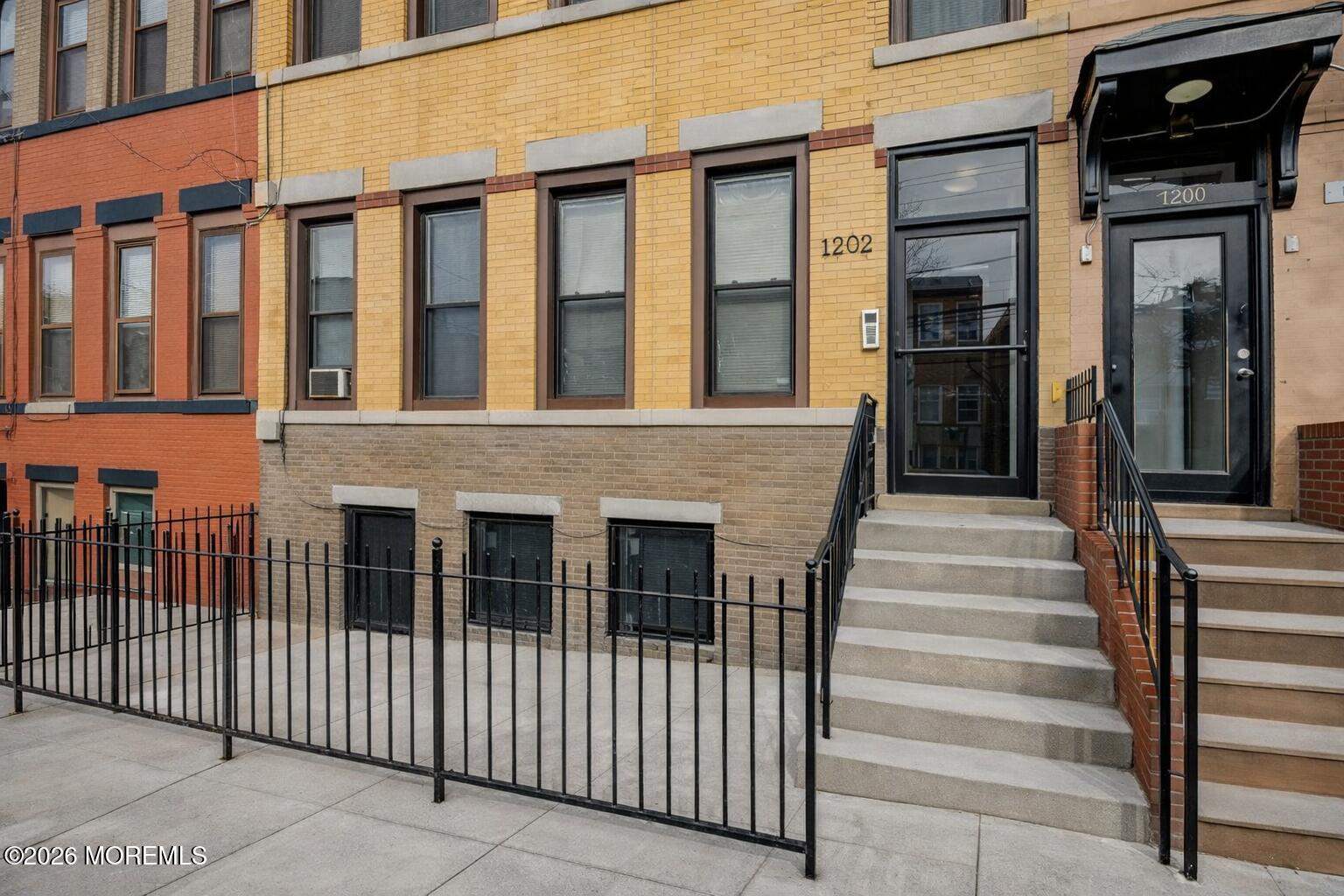 1202 13th Street 302