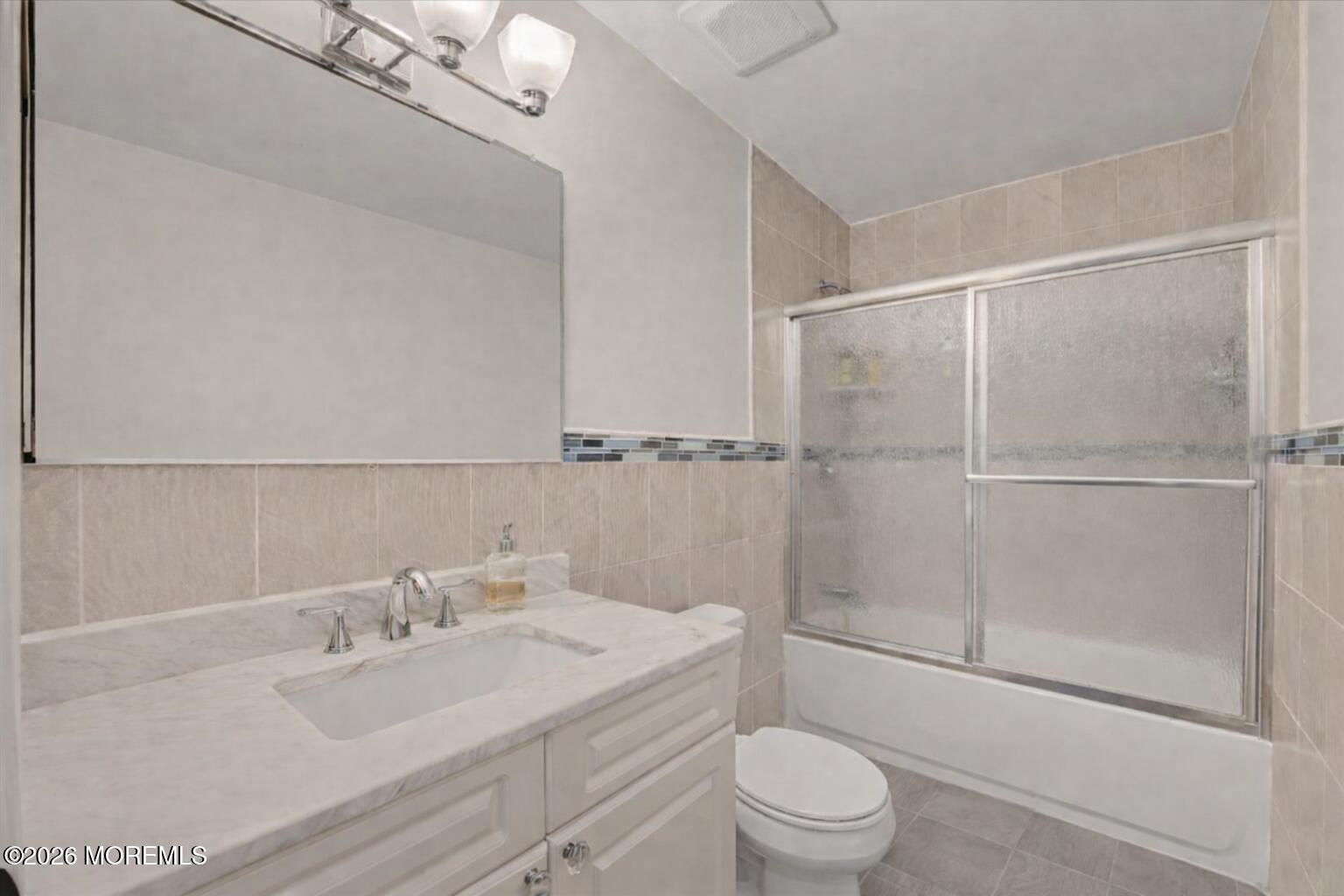 306 Bromley Place 306
