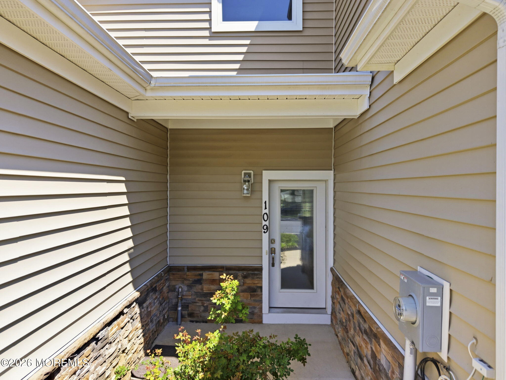 109 Hedgerow Lane