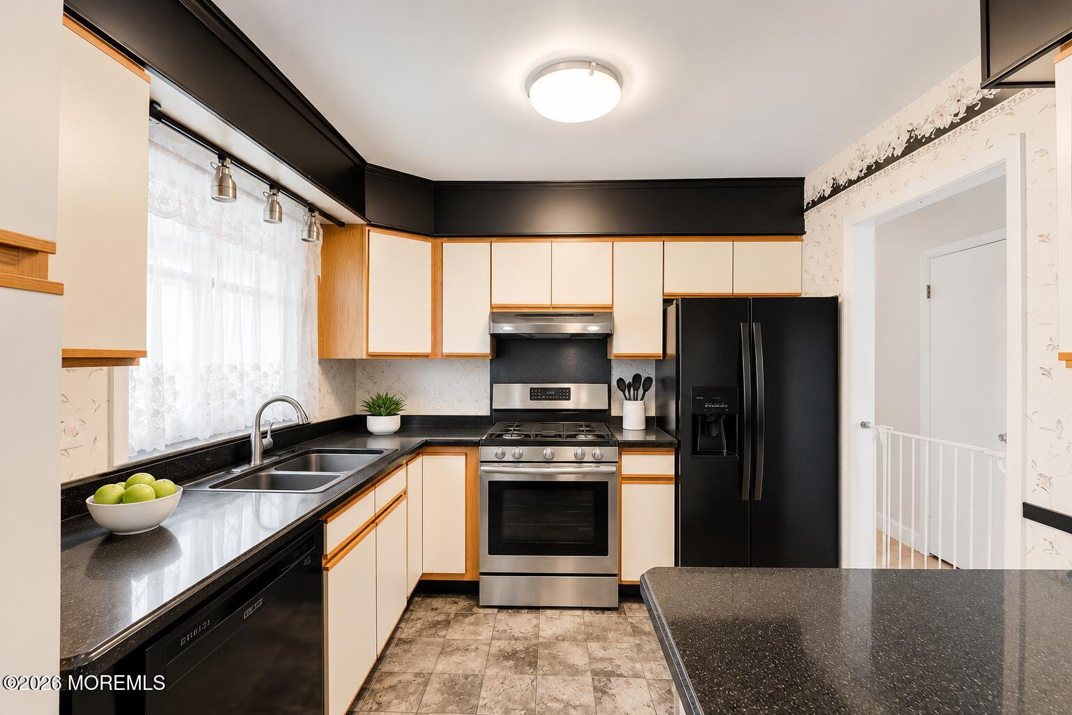 4 Emerson Place