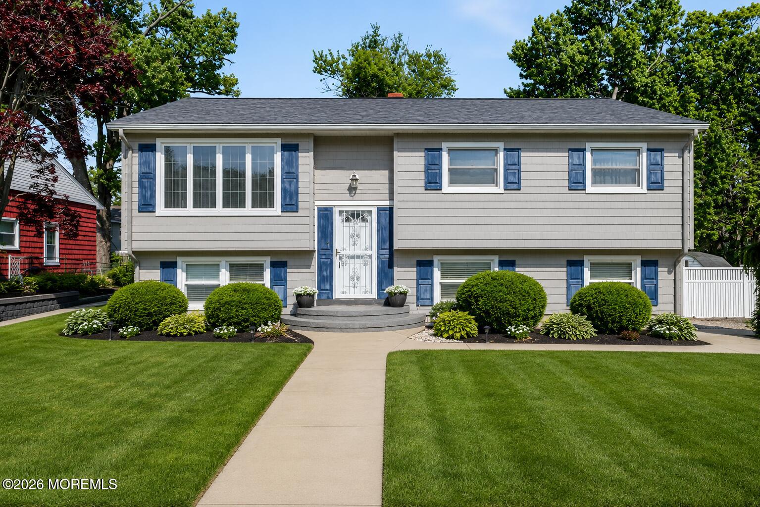 4 Emerson Place