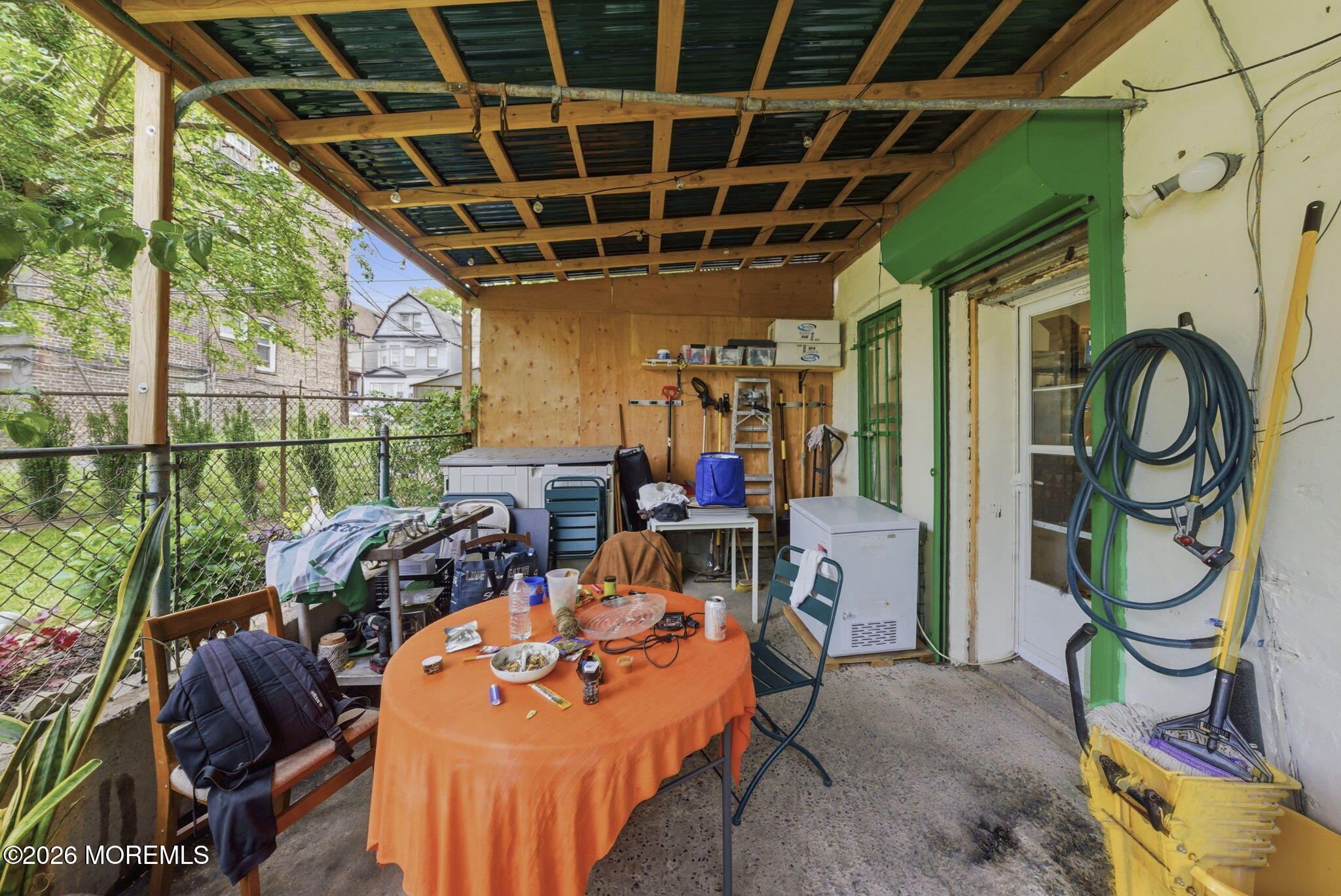 722 W Side Avenue