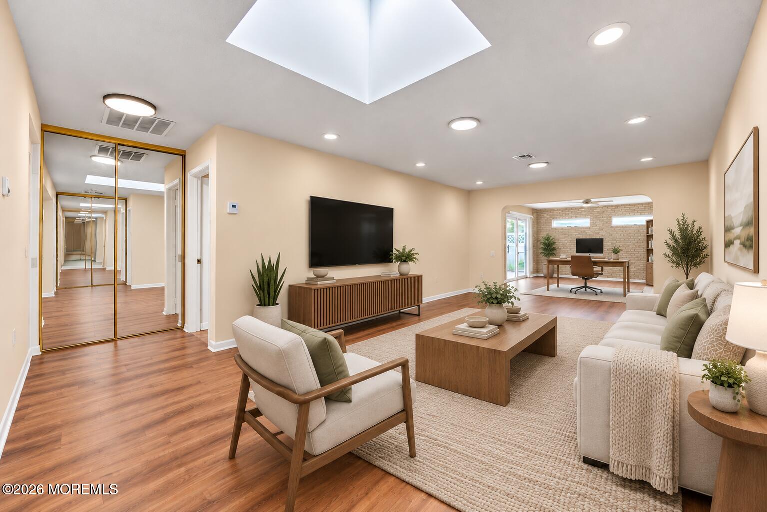 375C Duranta Plaza