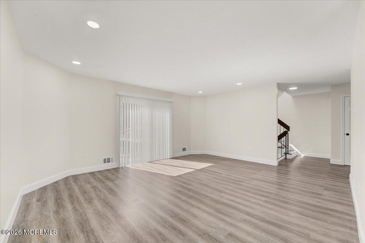17 Emerald Lane