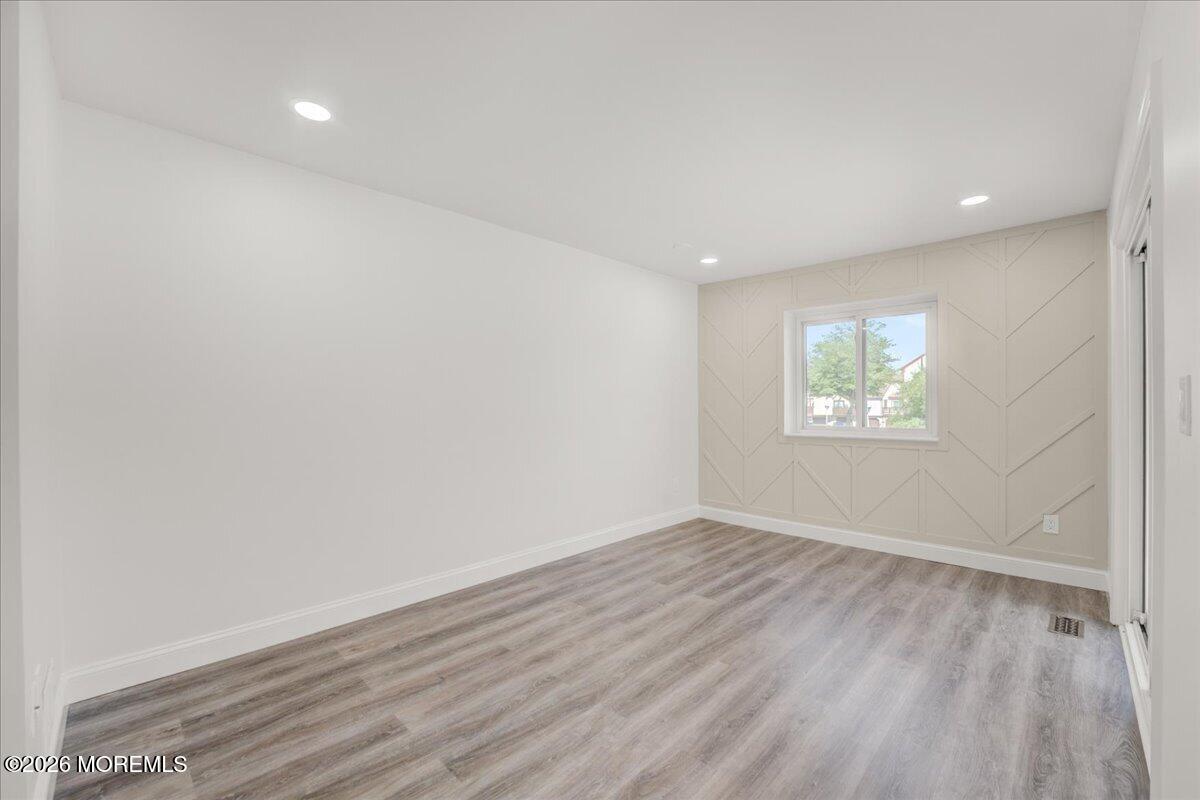 17 Emerald Lane
