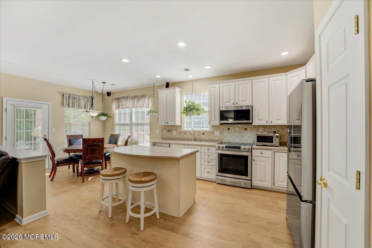 30 Rocky Brook Drive