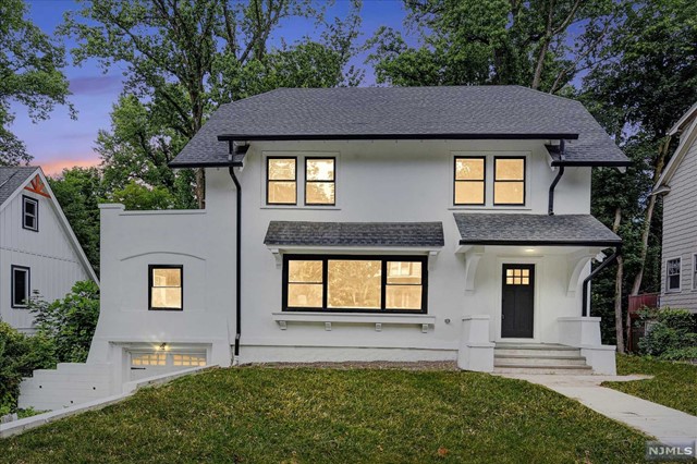 34 Macopin Avenue
