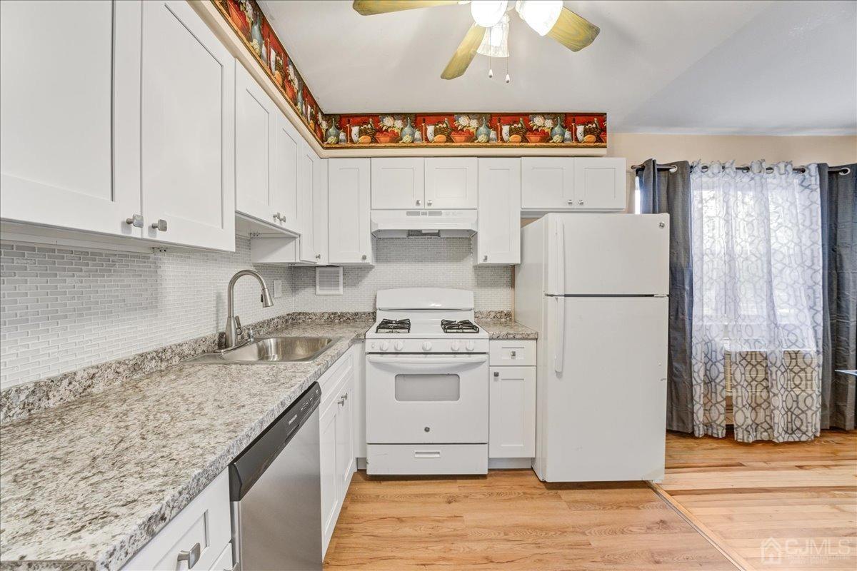 415 Cranbury Road