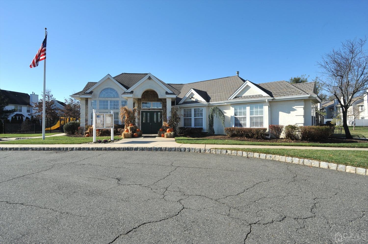 1703 Ridgeview Court