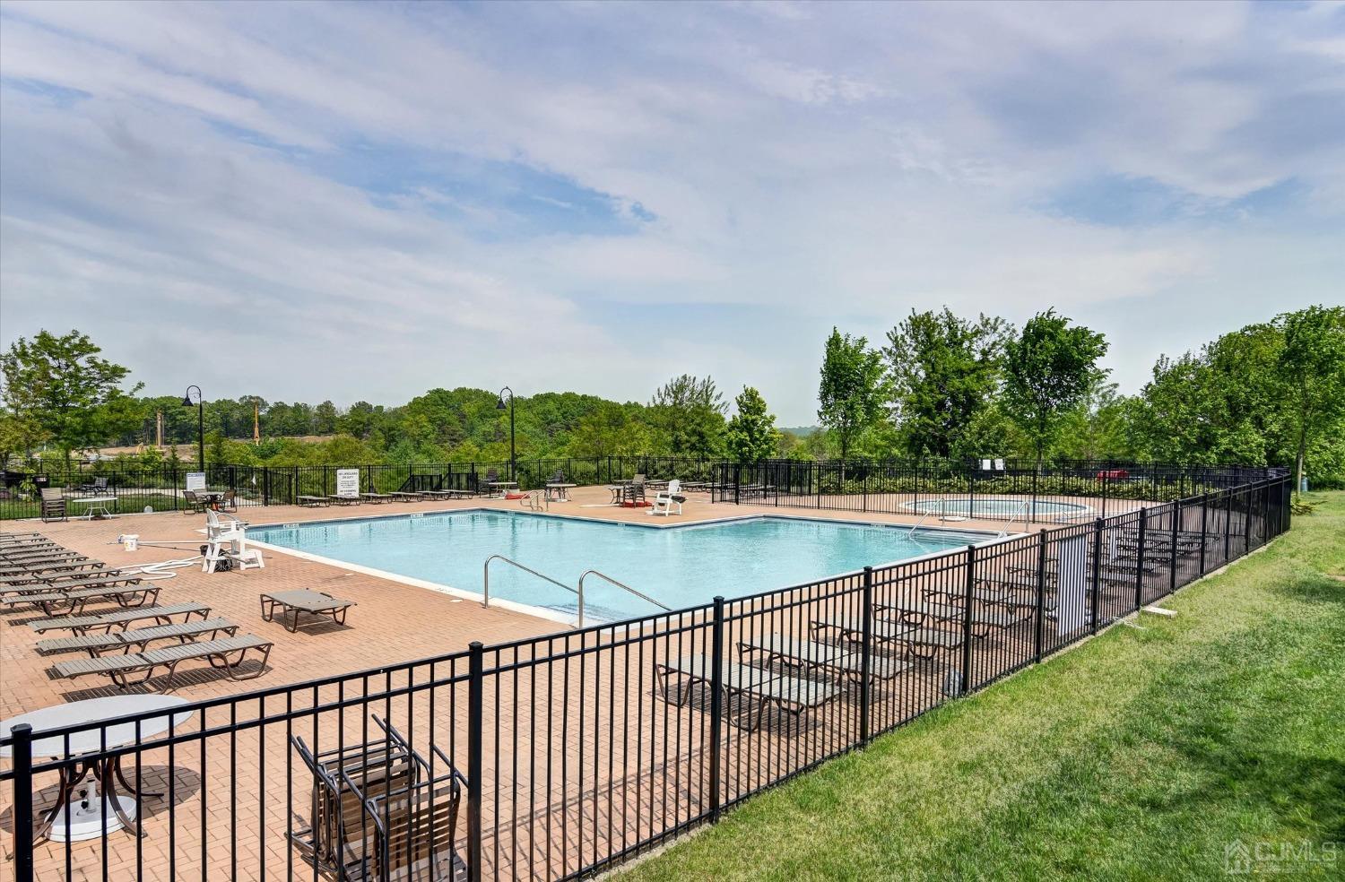1703 Ridgeview Court