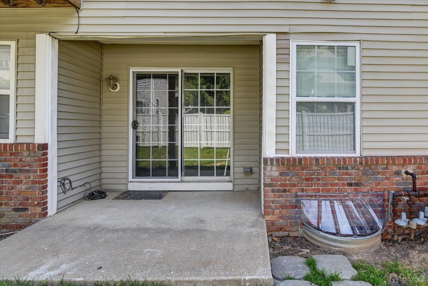 1703 Ridgeview Court