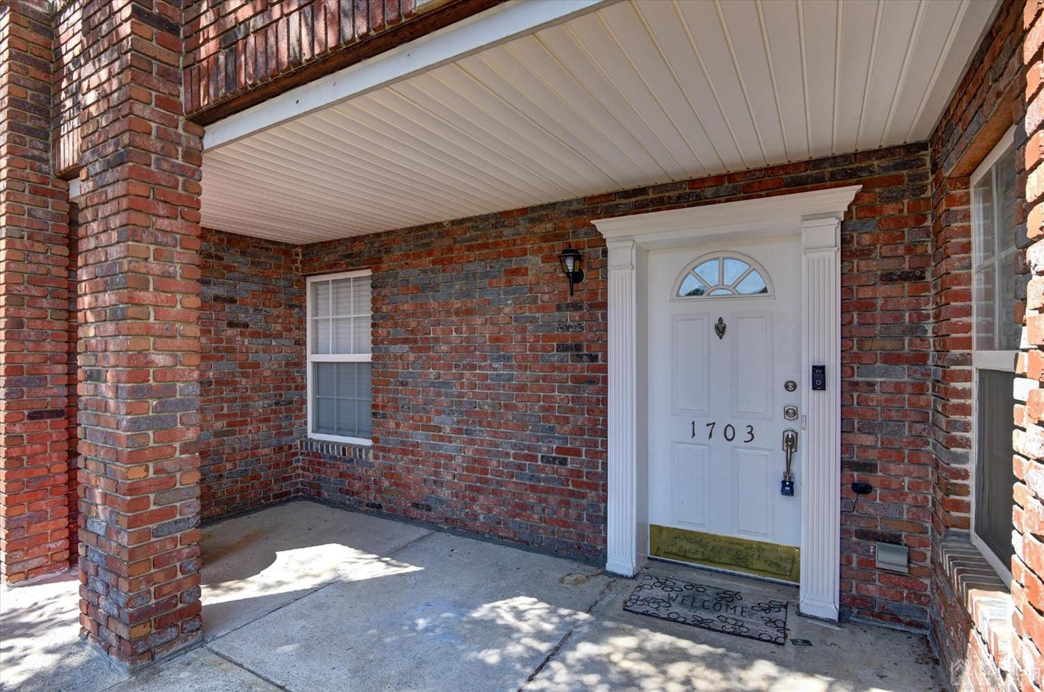 1703 Ridgeview Court