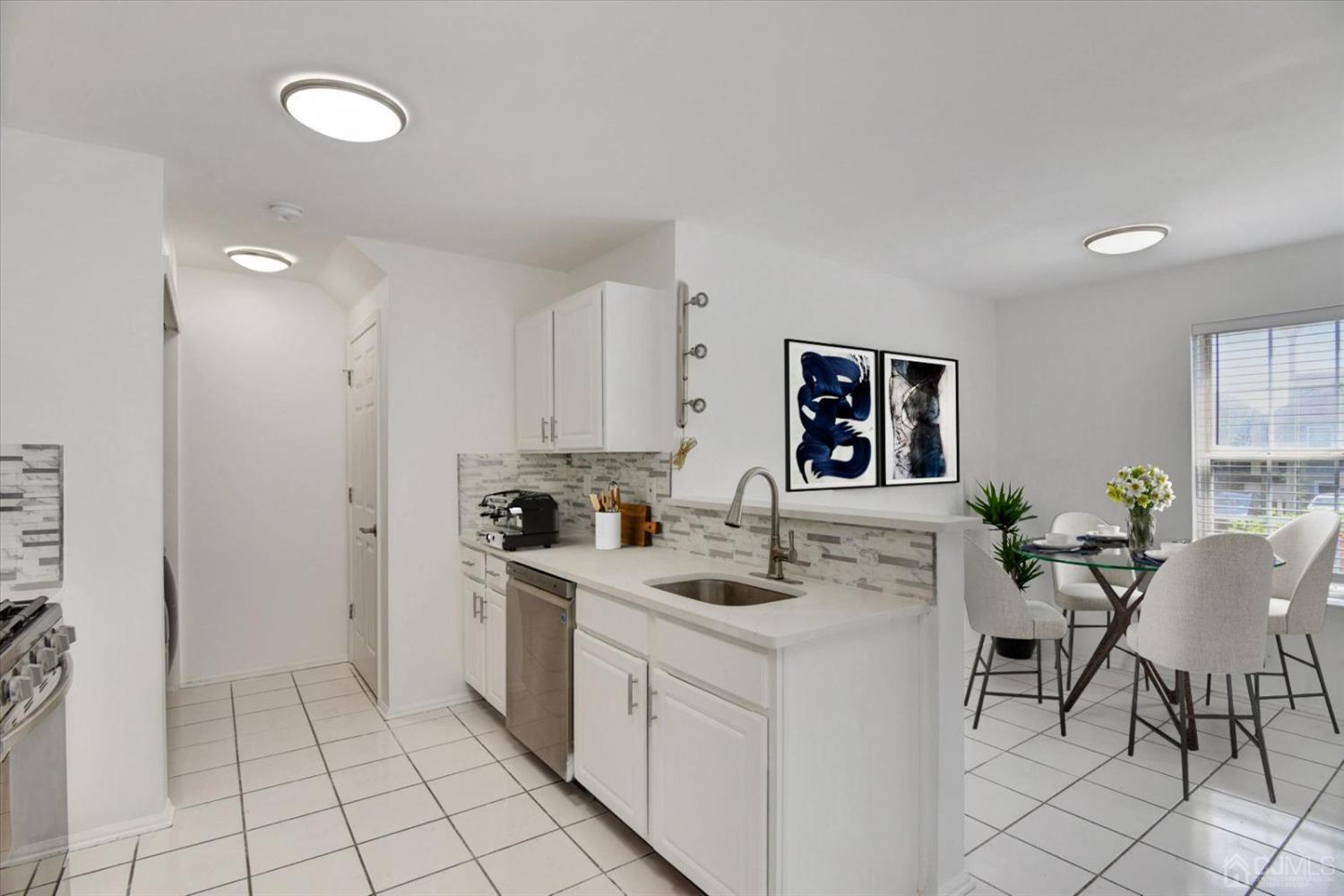 1703 Ridgeview Court