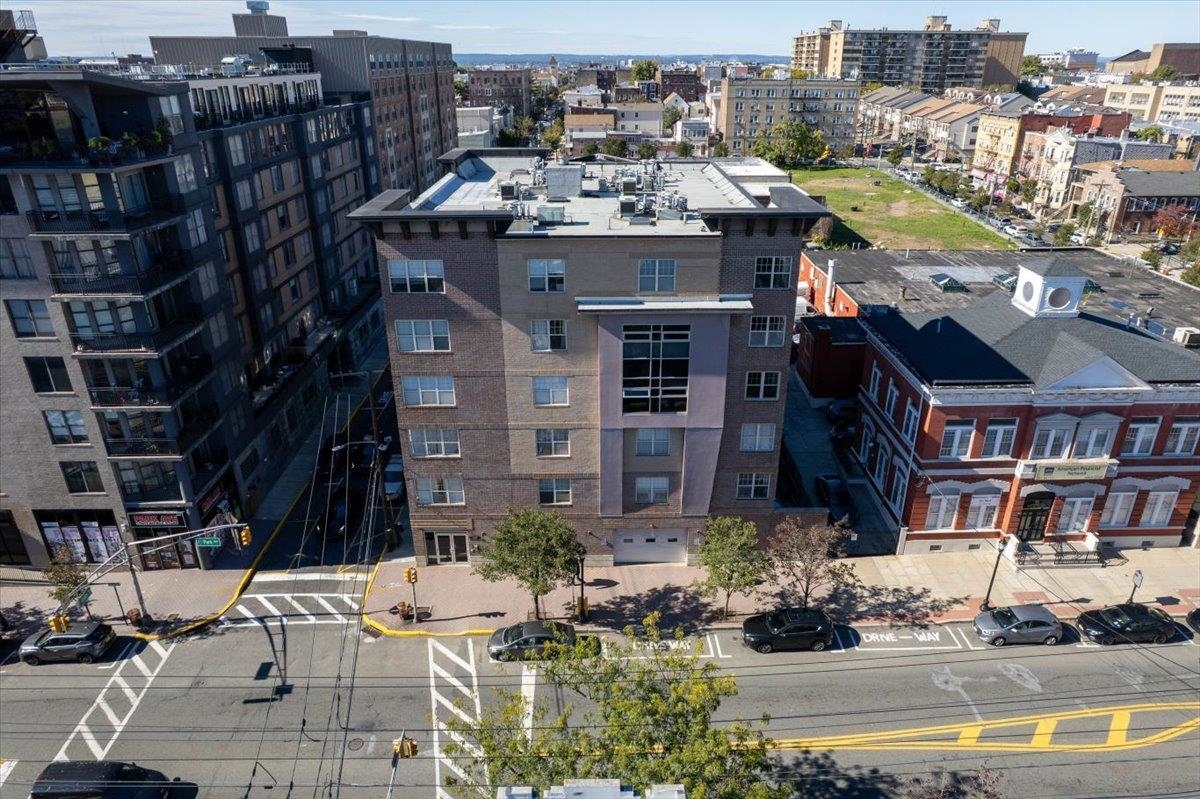 4401 PARK AVE Unit: 5F