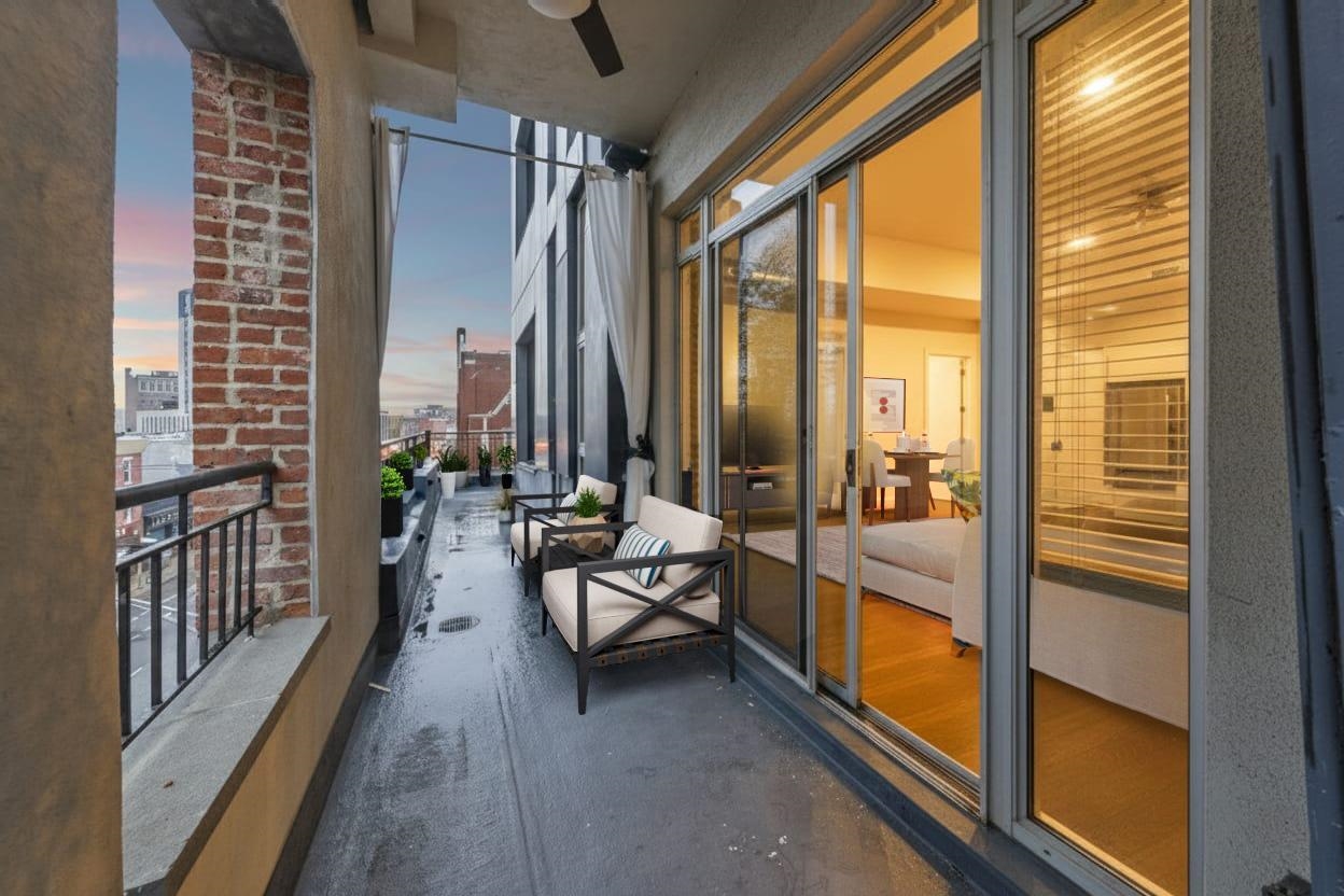 650 MONTGOMERY ST Unit: 402