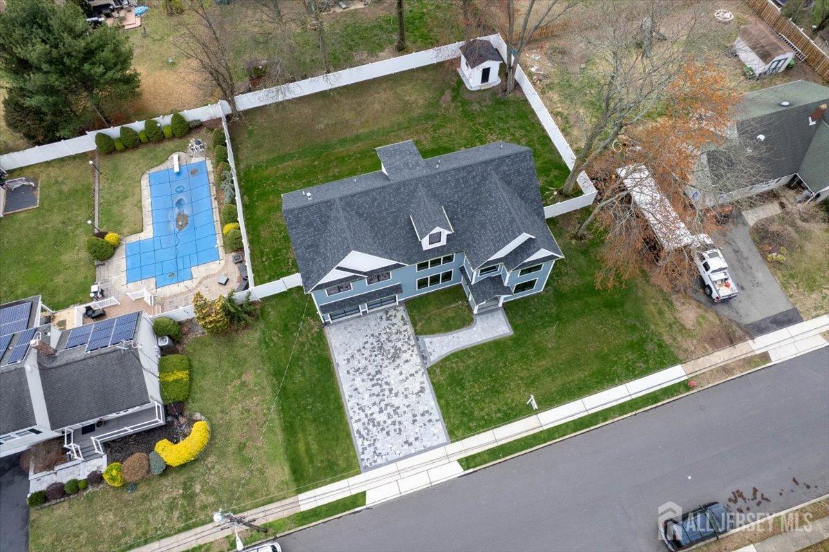 27 Ertle Avenue