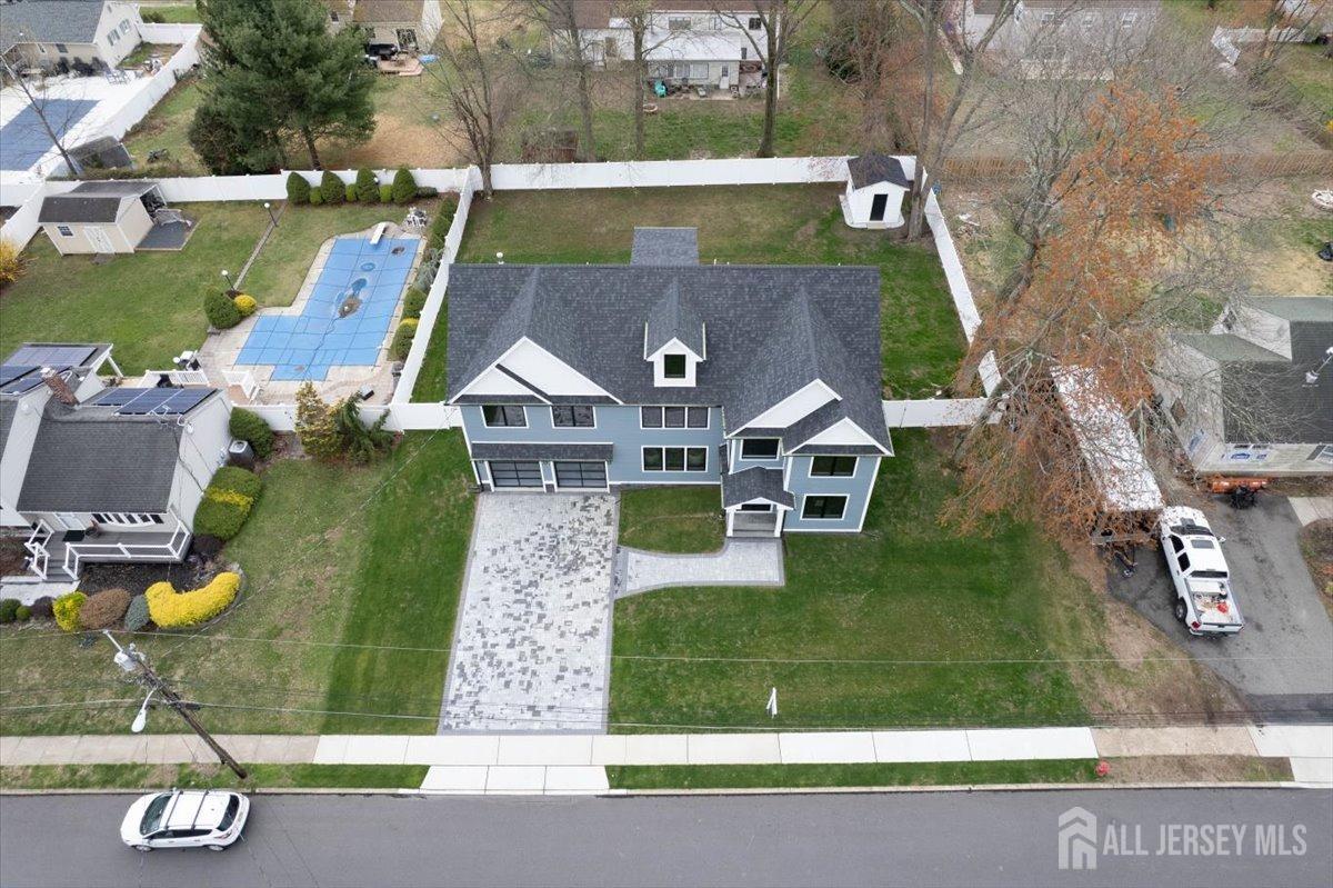 27 Ertle Avenue