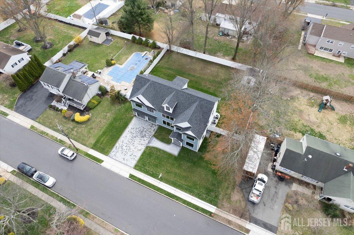 27 Ertle Avenue