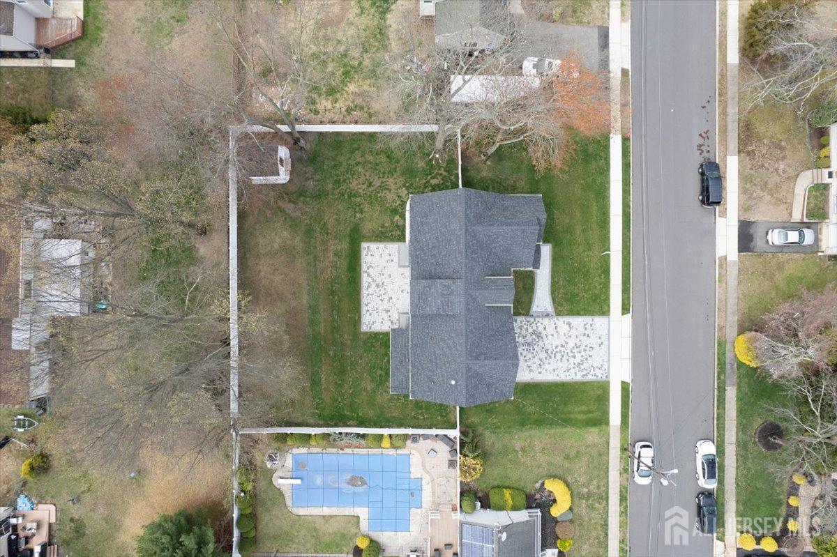 27 Ertle Avenue