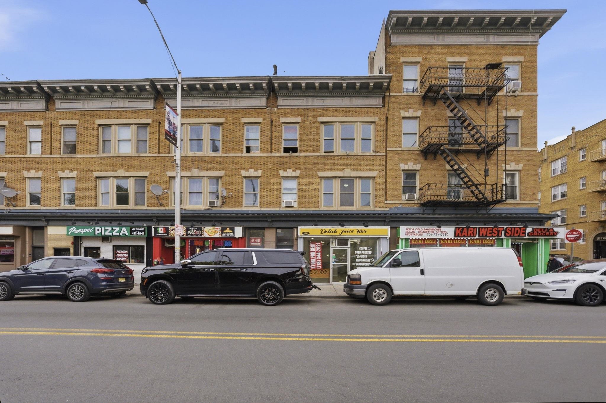 722 WEST SIDE AVE