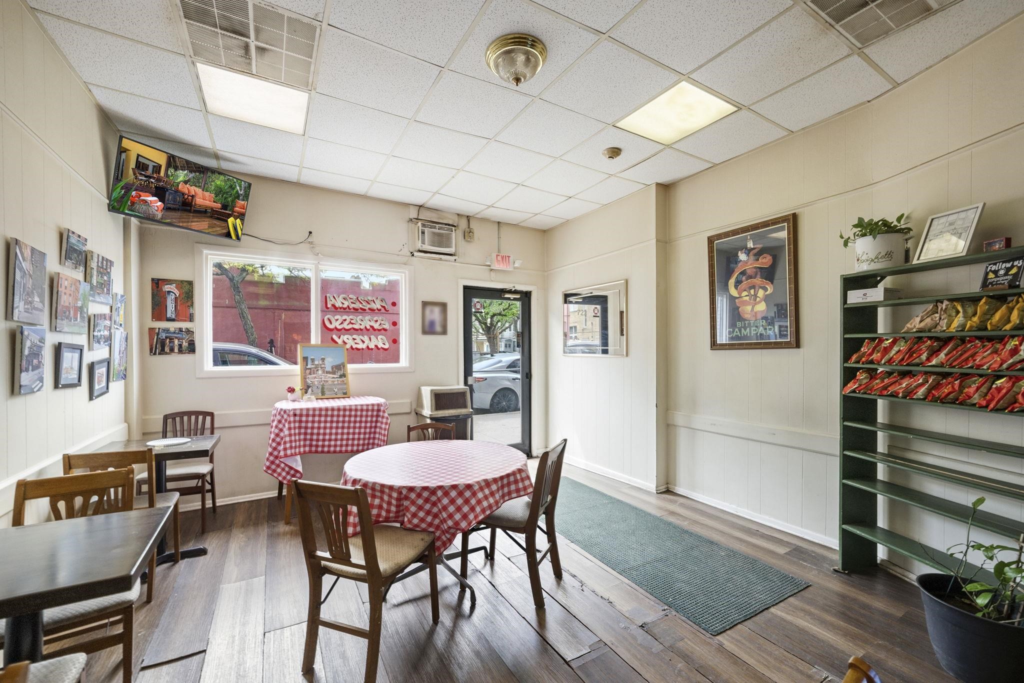 722 WEST SIDE AVE