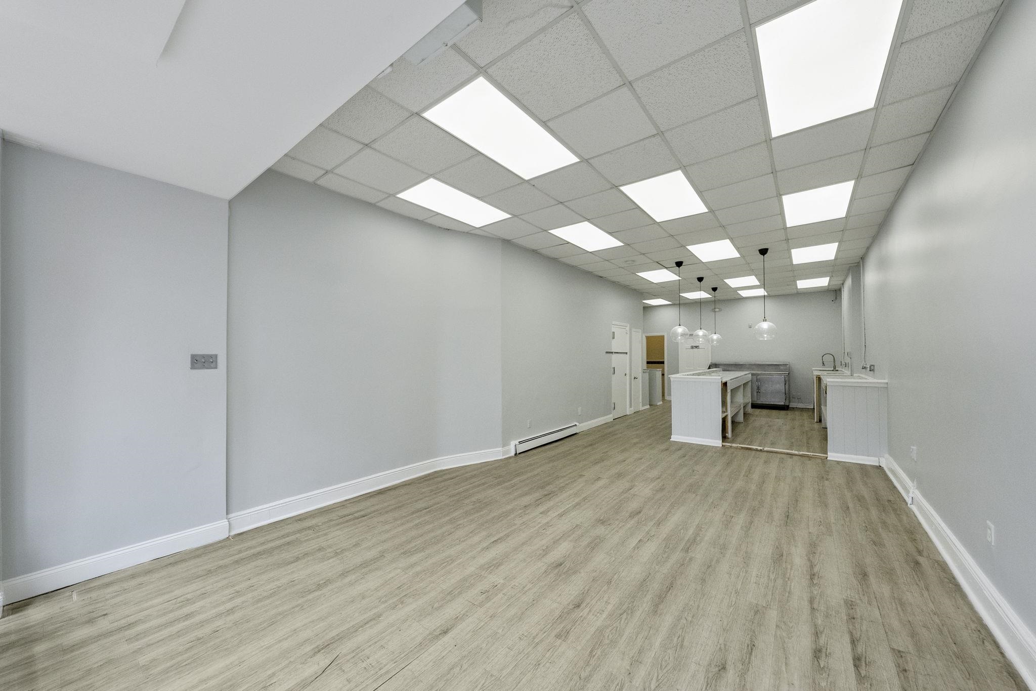 718 WEST SIDE AVE