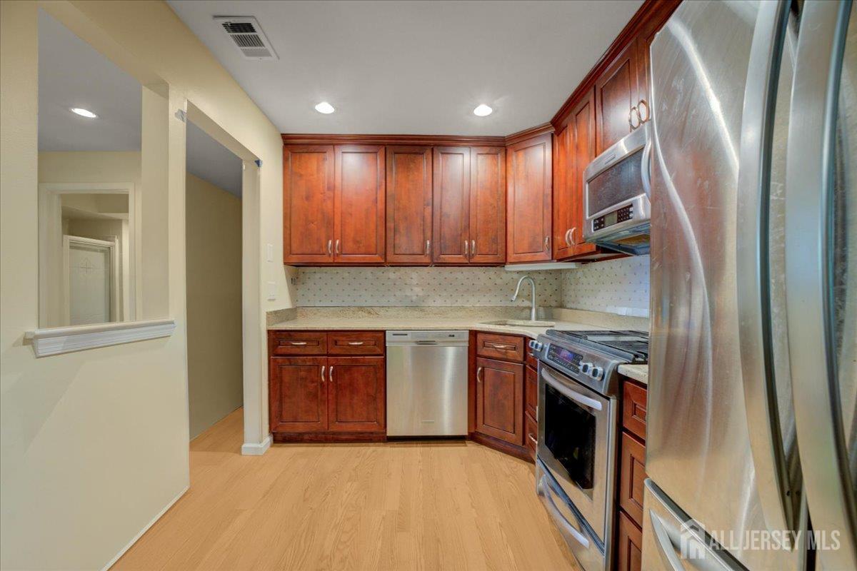 1610 Stoneridge Circle