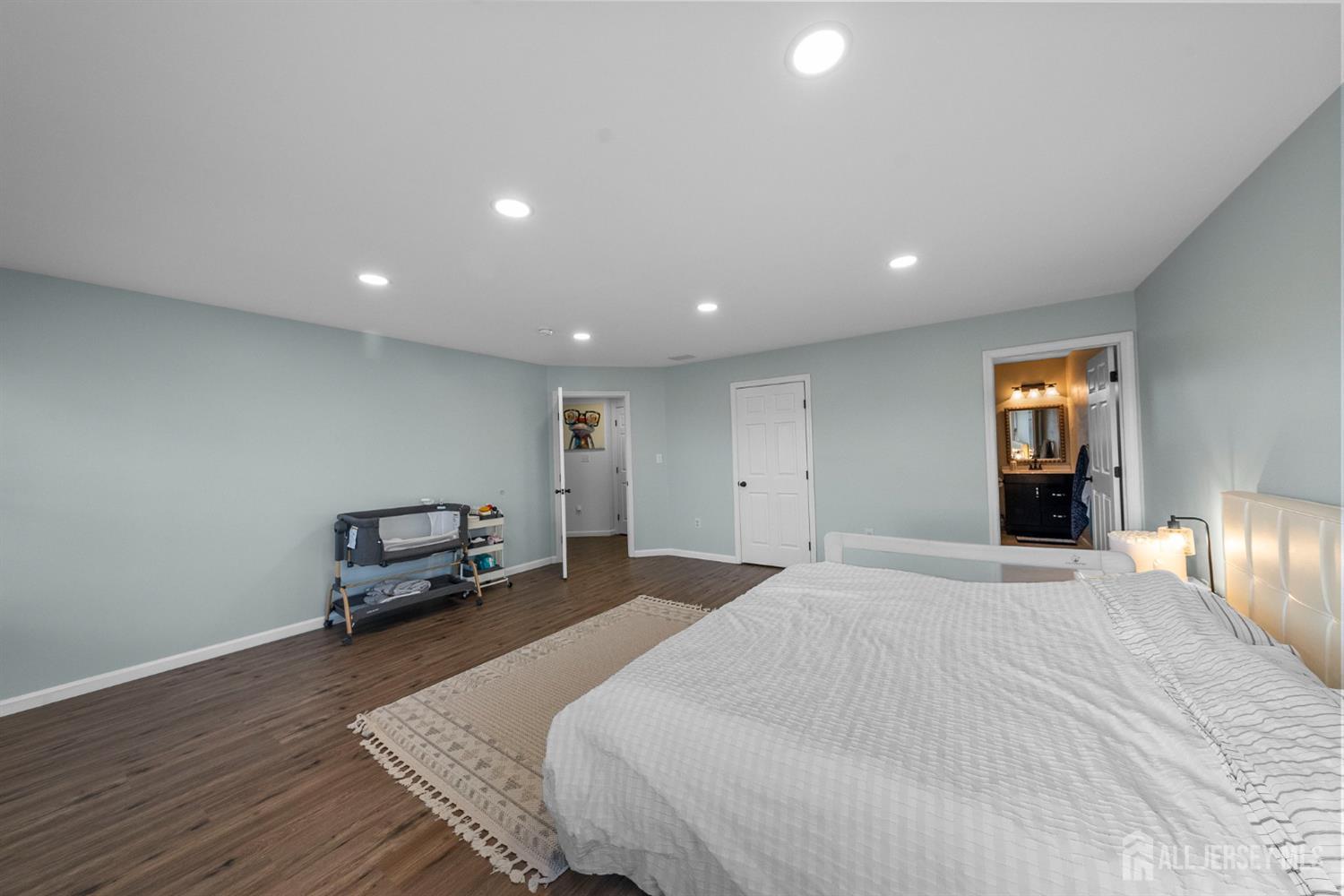 243 Alpine Way