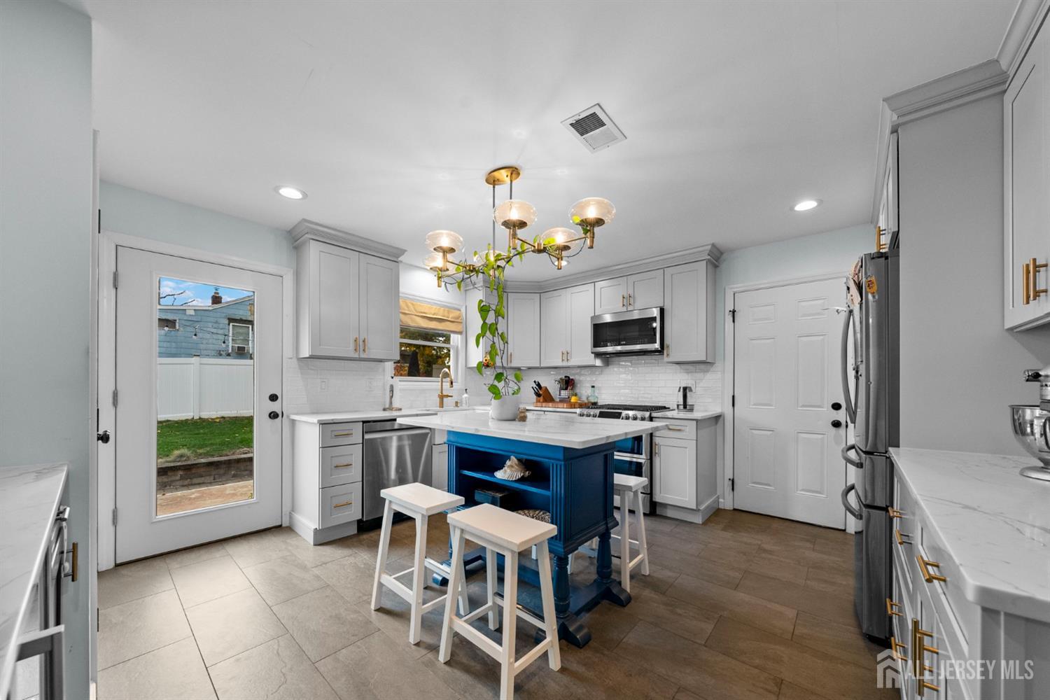 243 Alpine Way