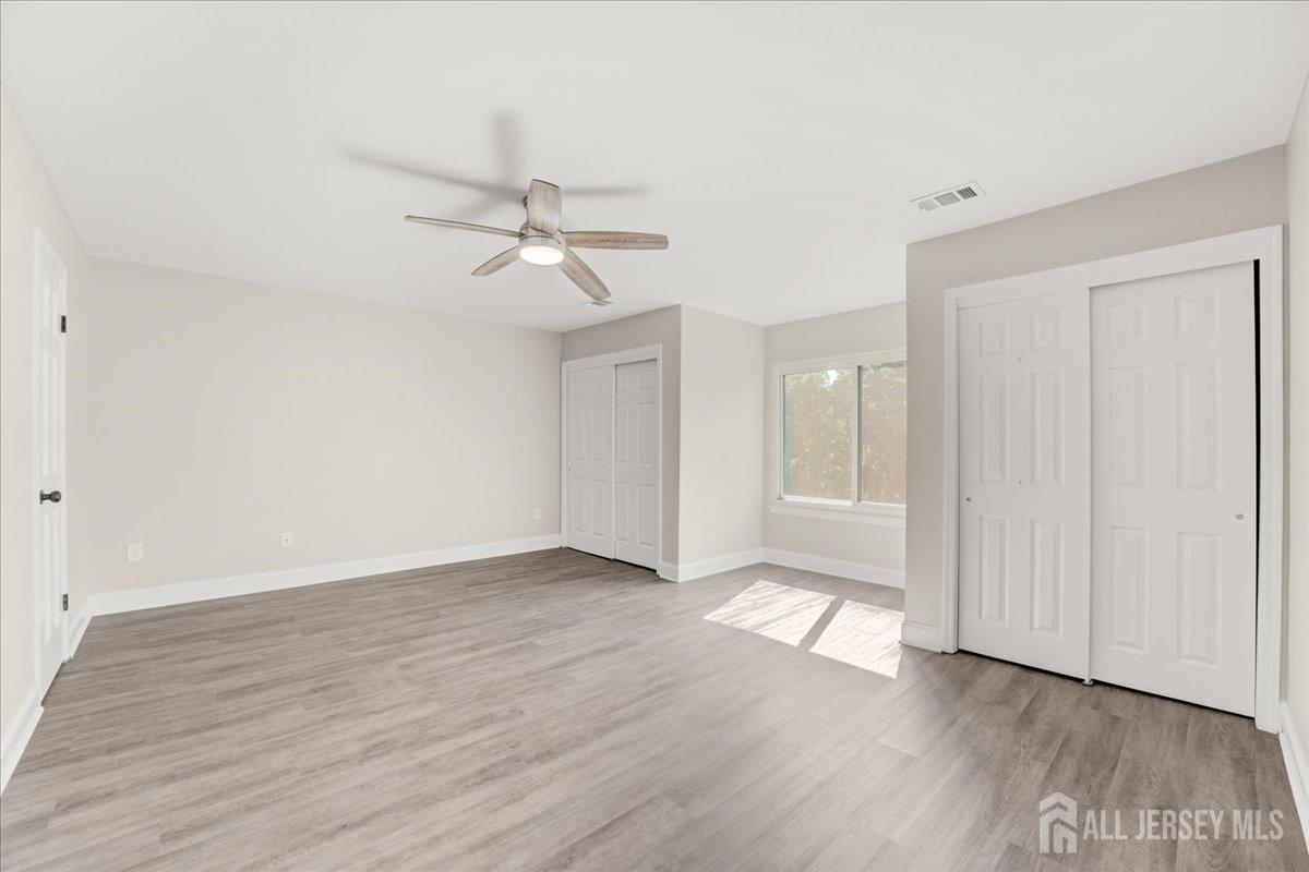 17 Emerald Lane