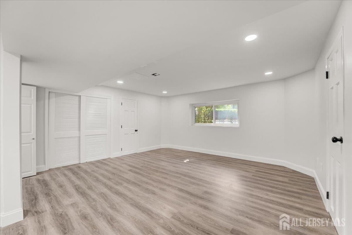 17 Emerald Lane