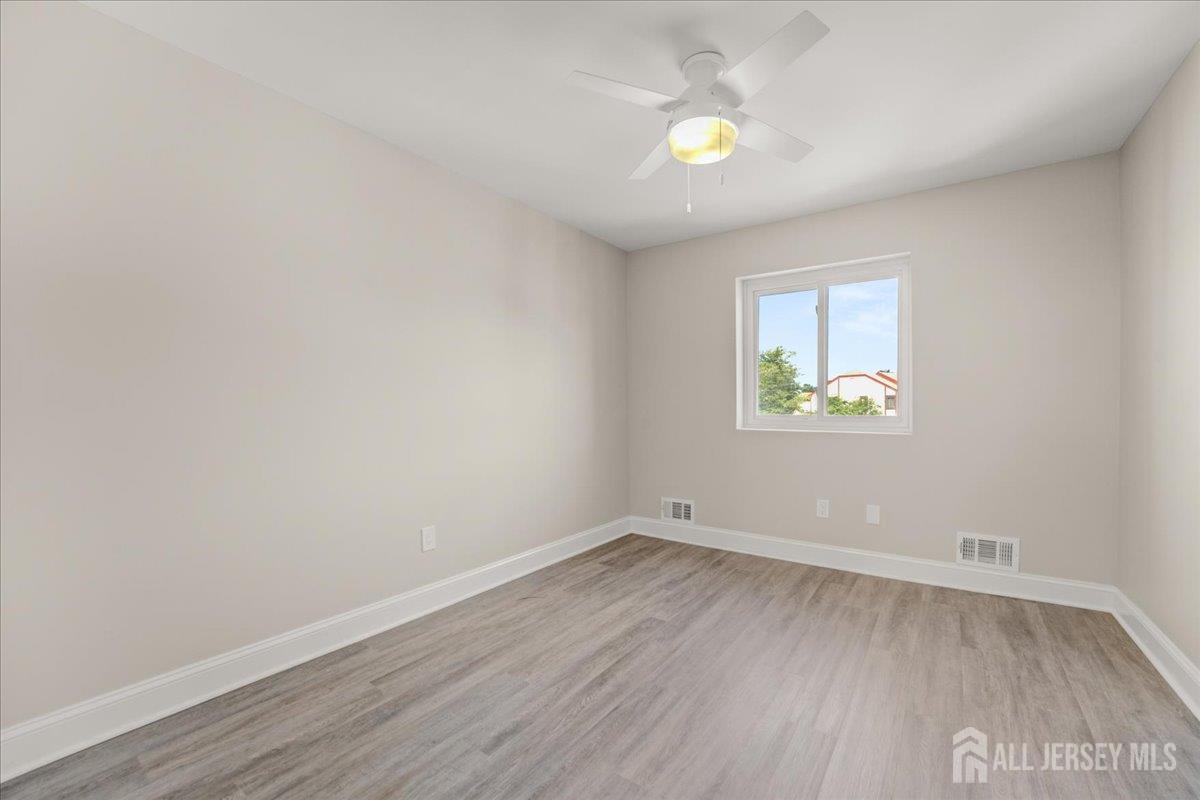 17 Emerald Lane