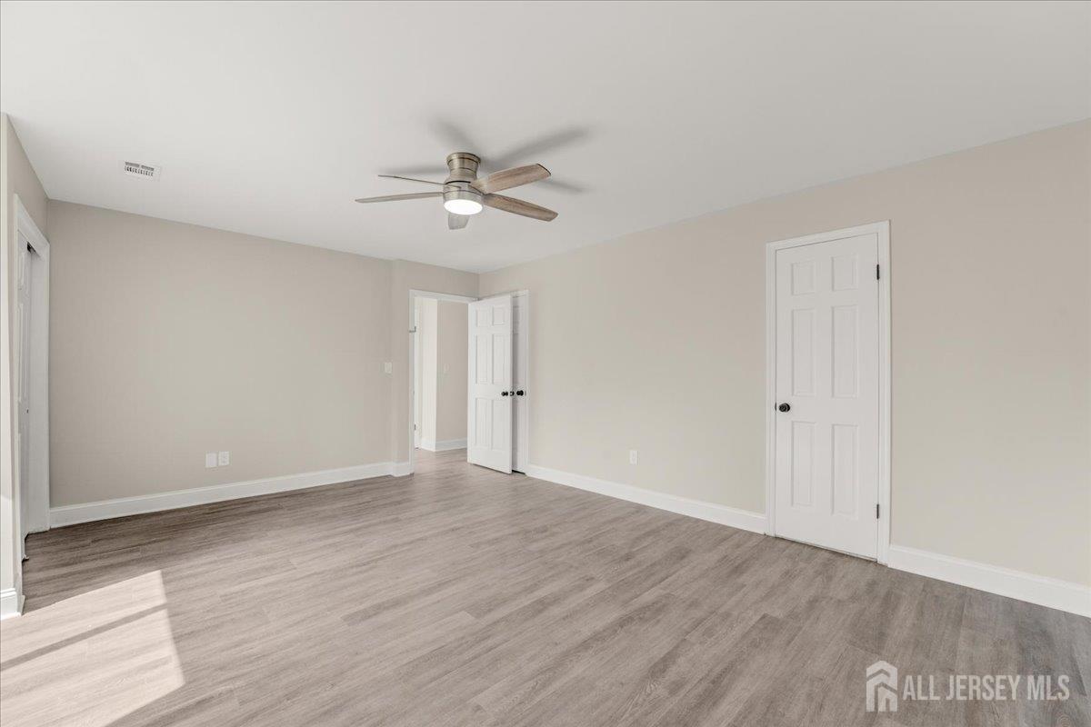 17 Emerald Lane