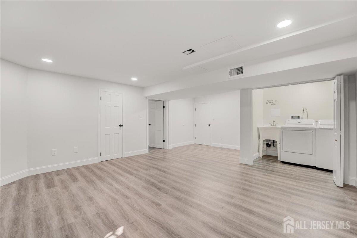 17 Emerald Lane