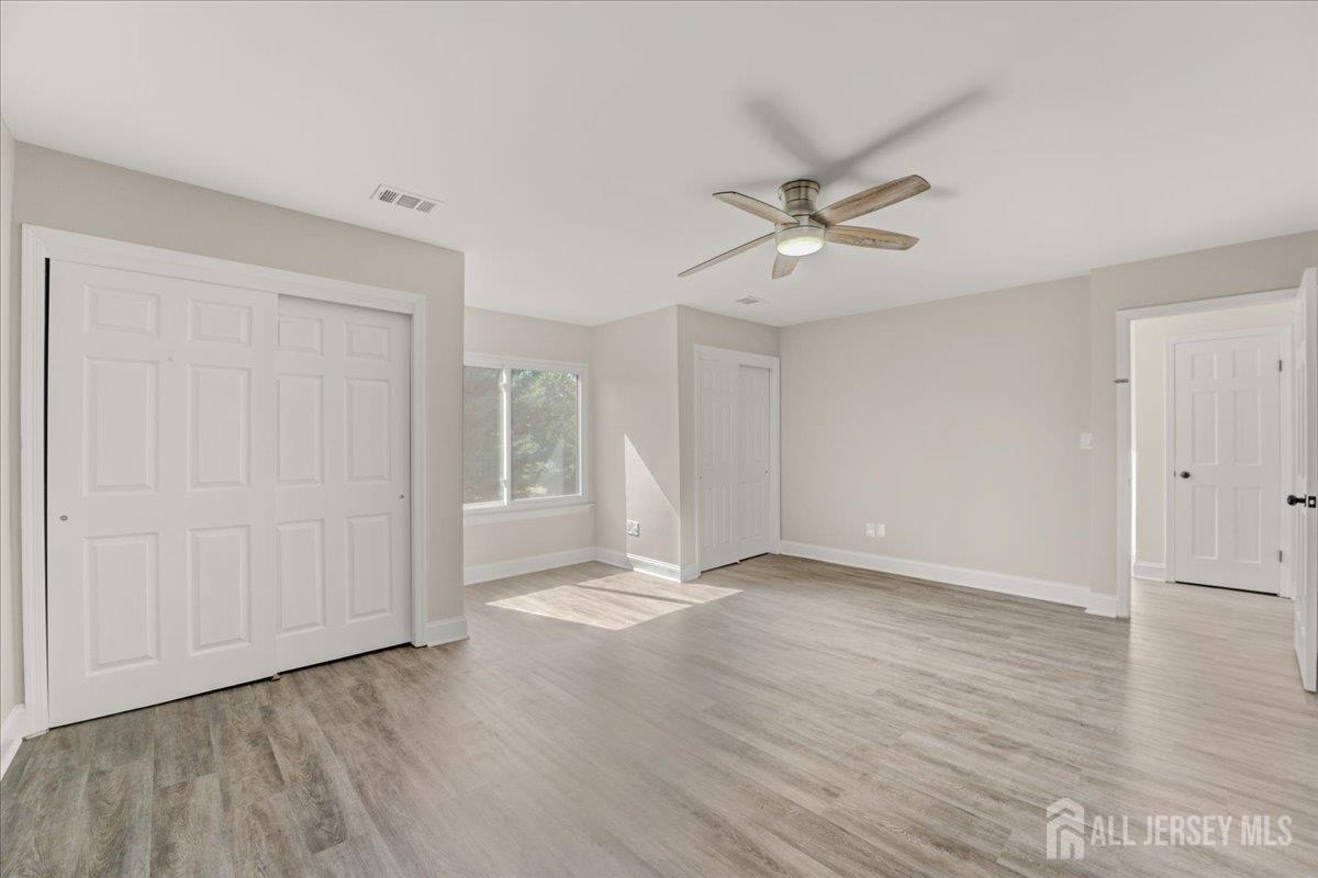 17 Emerald Lane