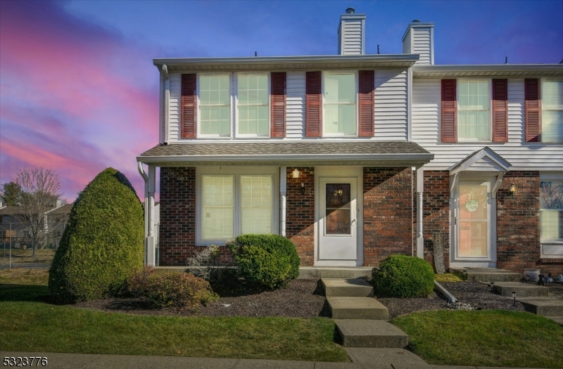 29 Constitution Way