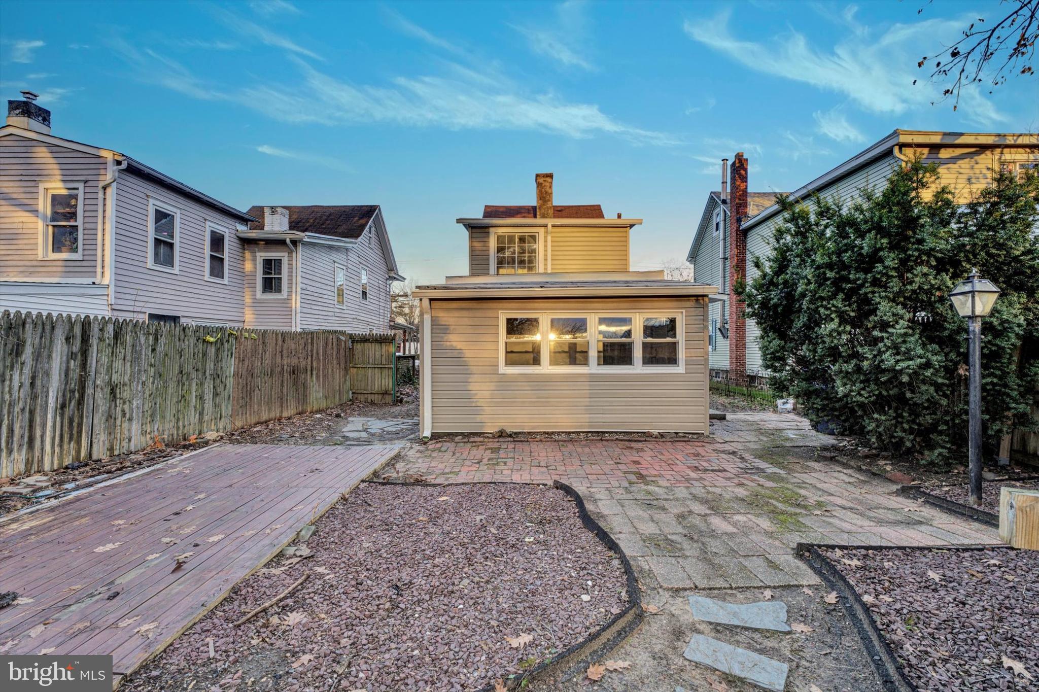 467 COOPER STREET